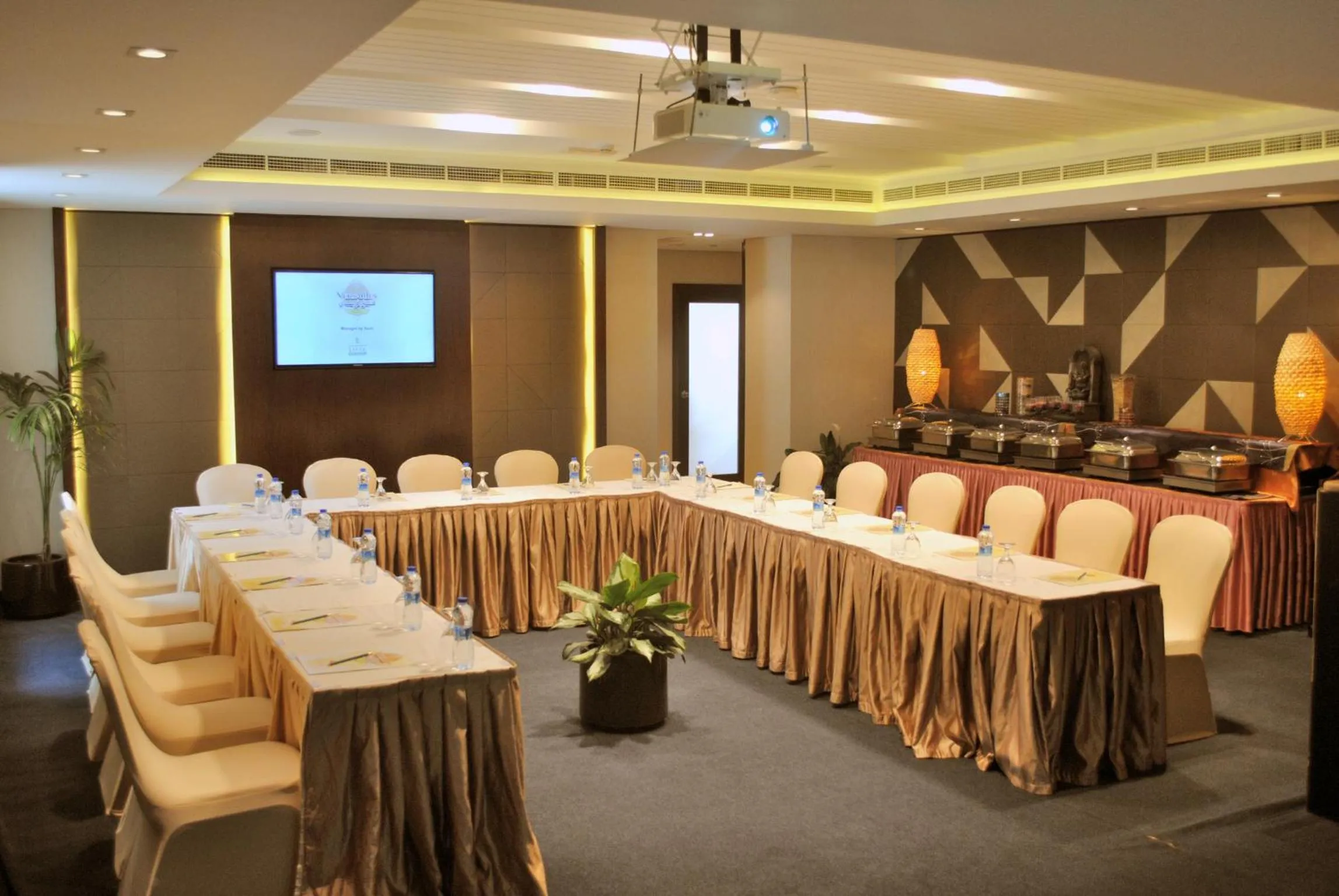 Banquet/Function facilities in Versailles by Vieras Hotel