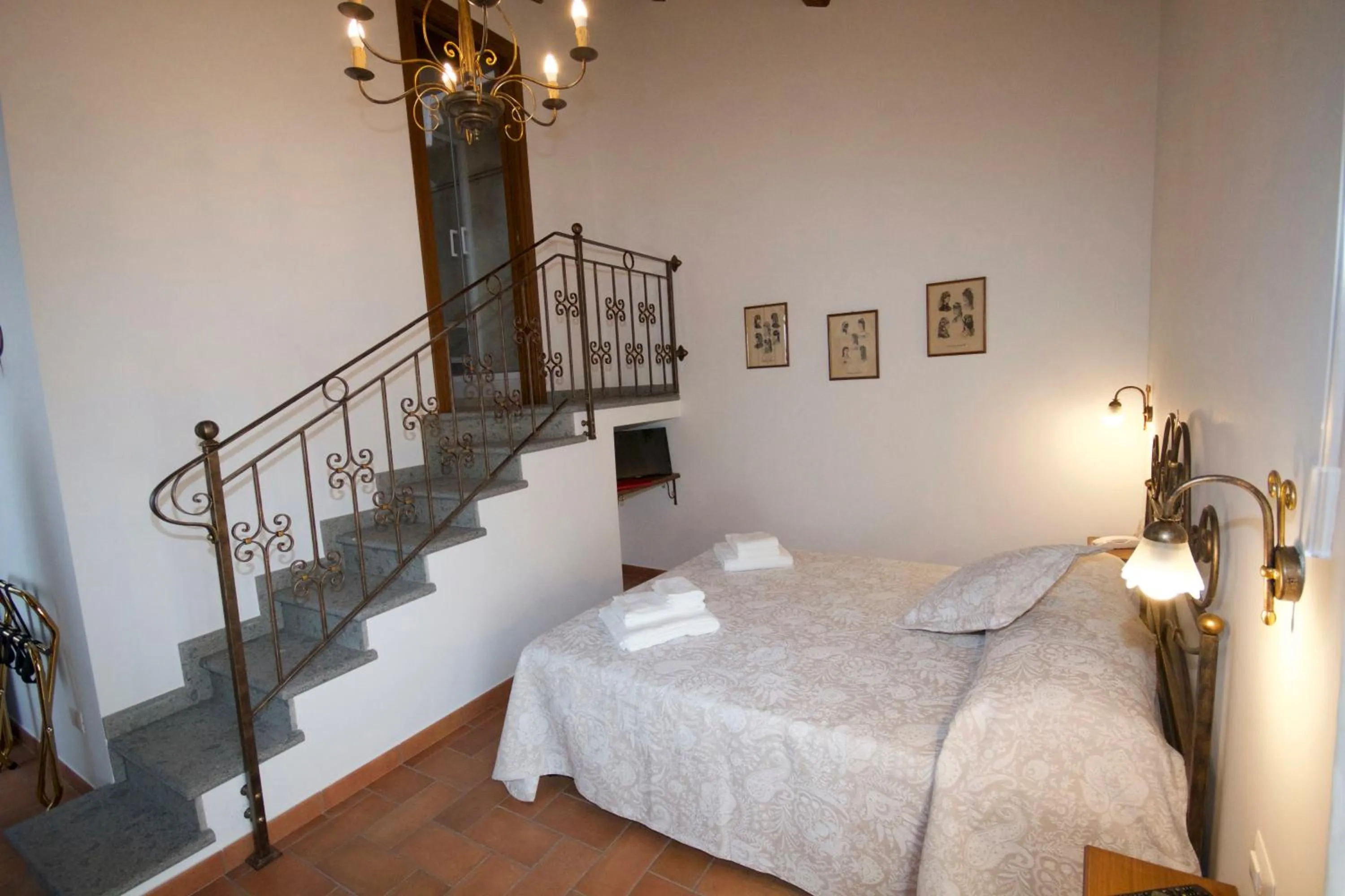 Bedroom, Bed in Il Gallo Nero