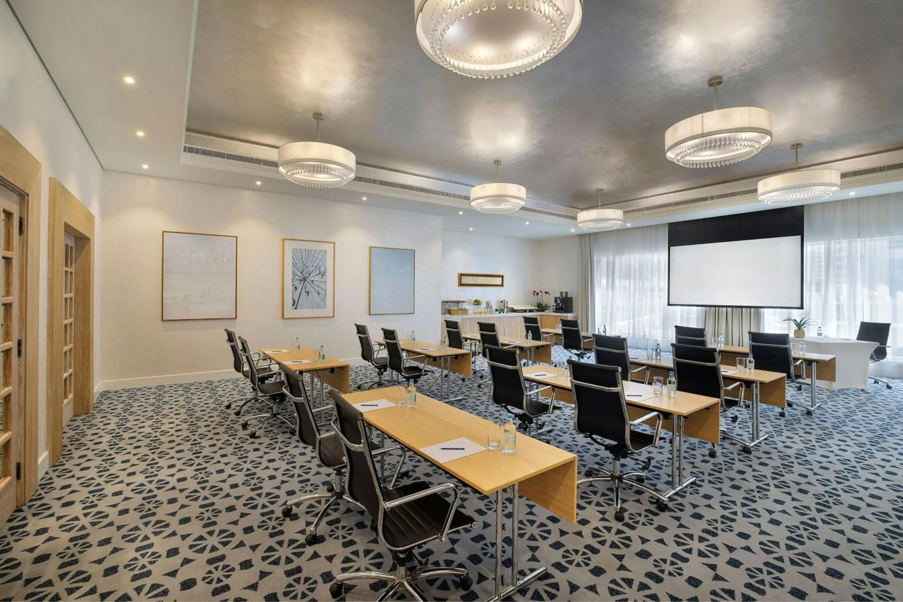Meeting/conference room in Al Habtoor Grand Resort, Autograph Collection