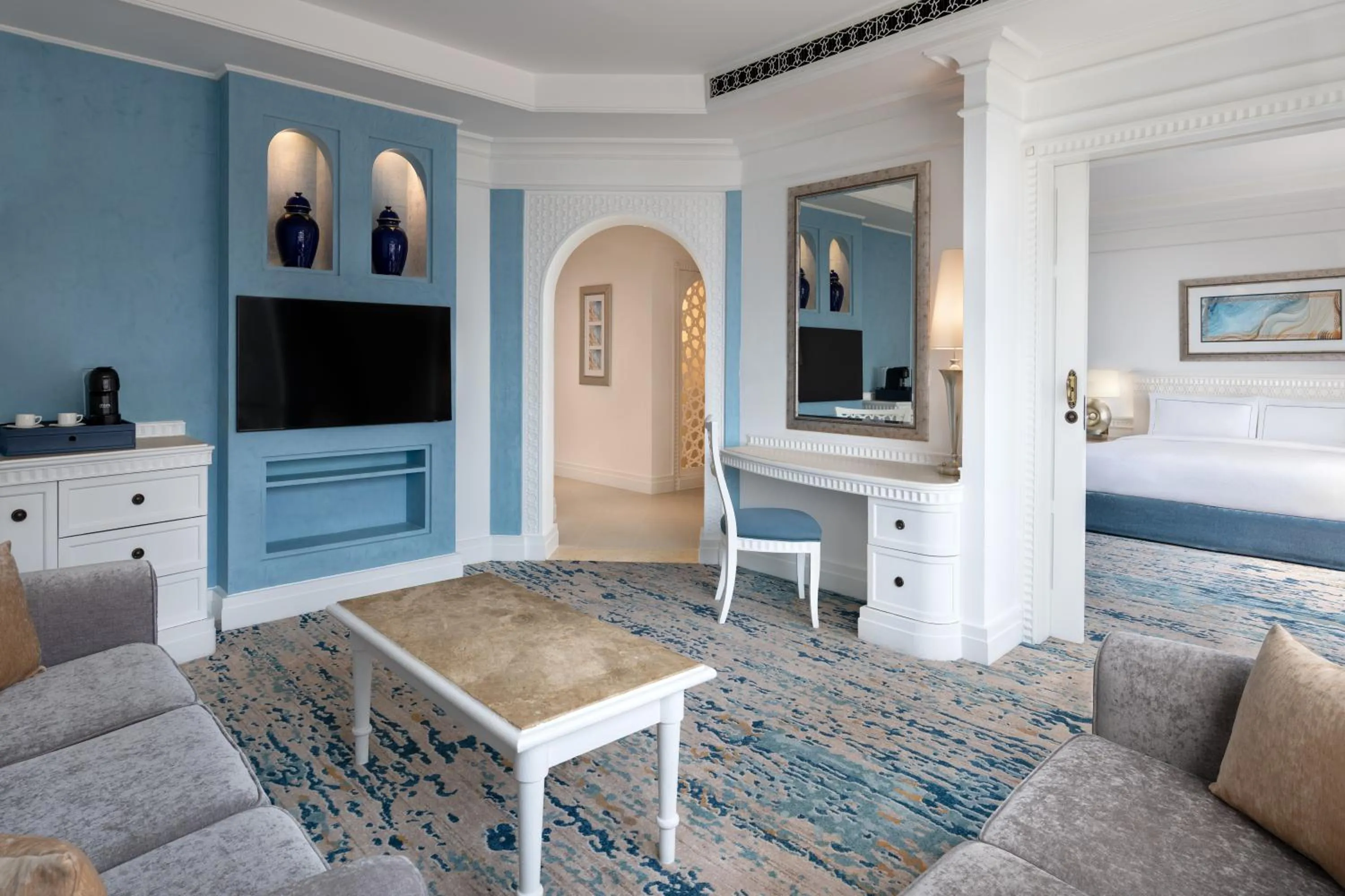 Bed in Al Habtoor Grand Resort, Autograph Collection