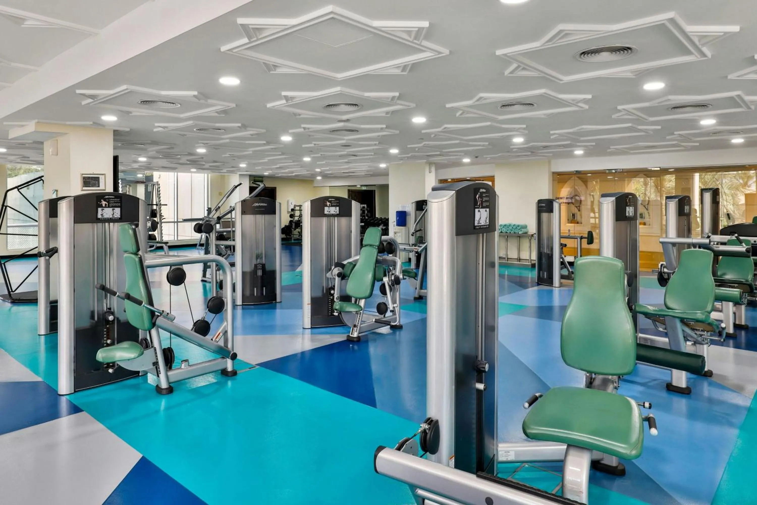 Fitness centre/facilities in Al Habtoor Grand Resort, Autograph Collection