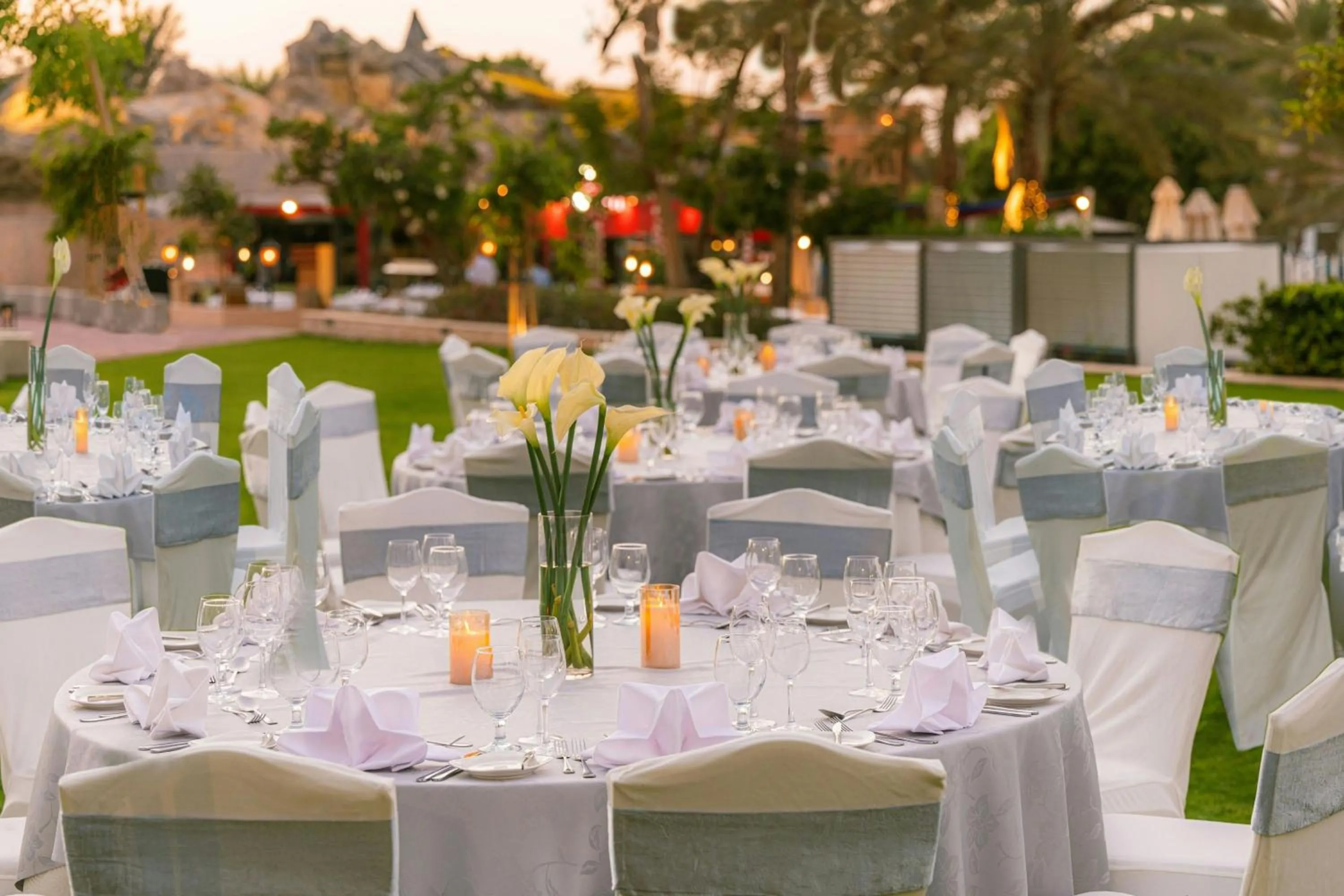 Meeting/conference room in Al Habtoor Grand Resort, Autograph Collection