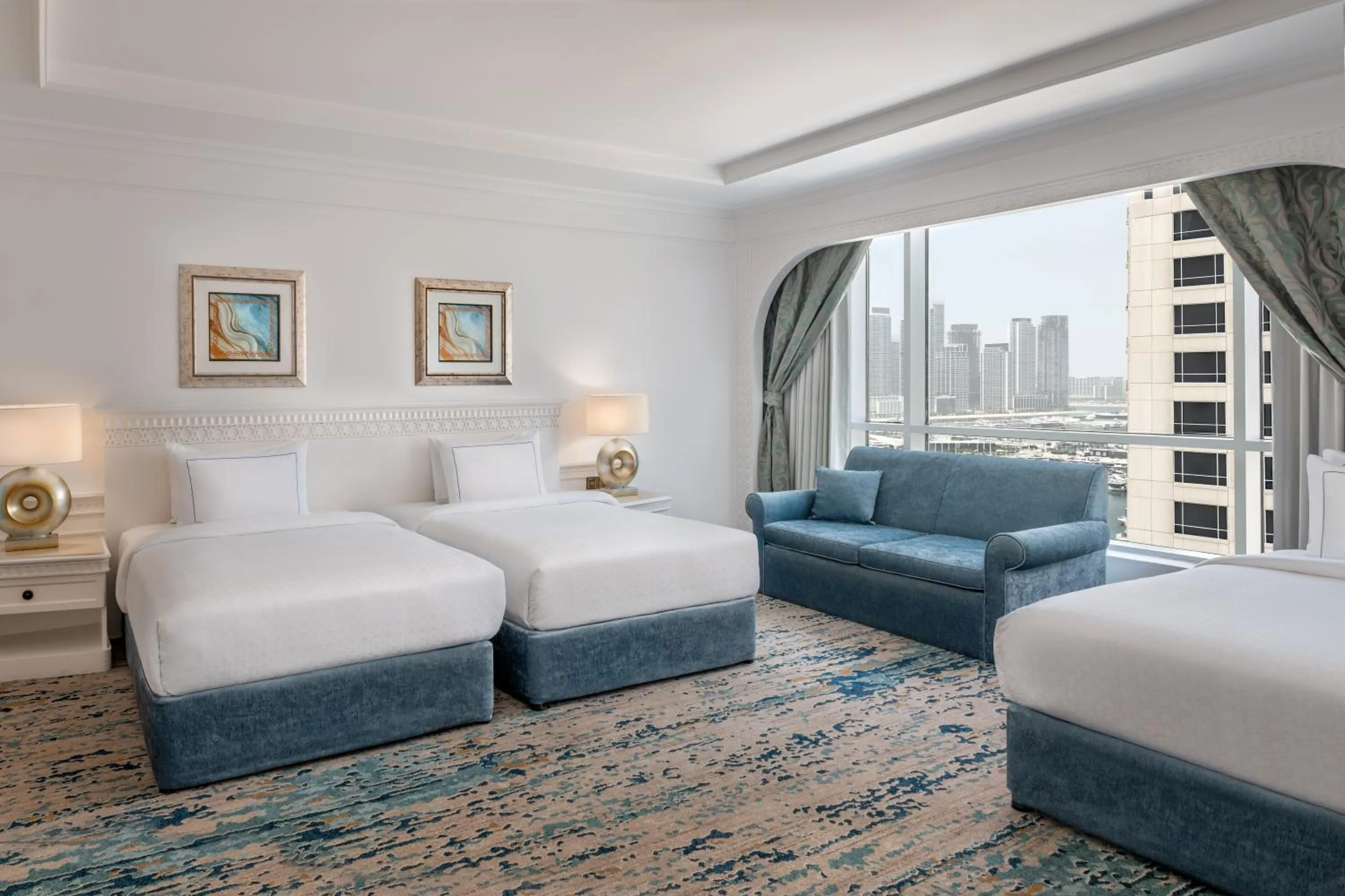 Bed in Al Habtoor Grand Resort, Autograph Collection