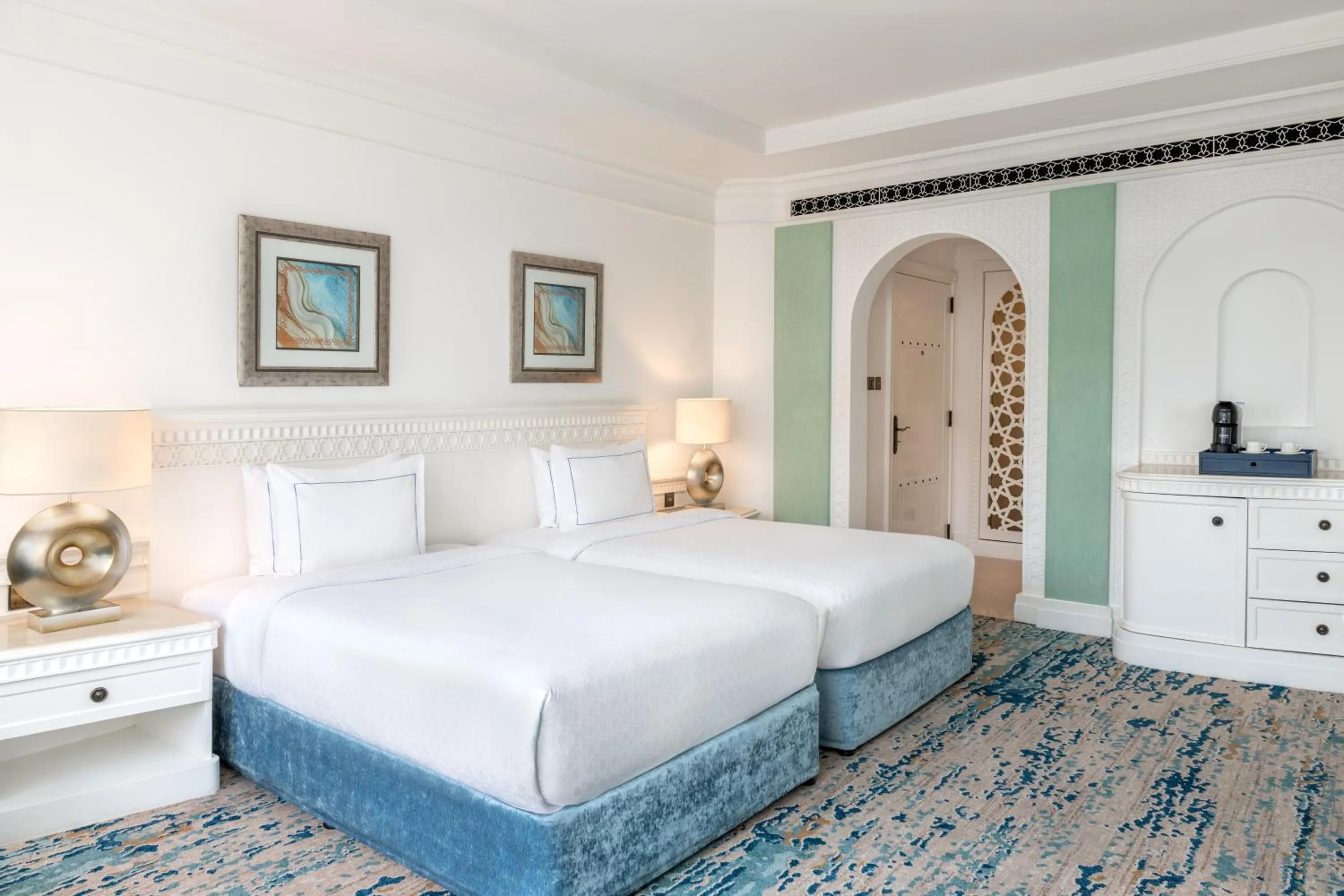 Bed in Al Habtoor Grand Resort, Autograph Collection