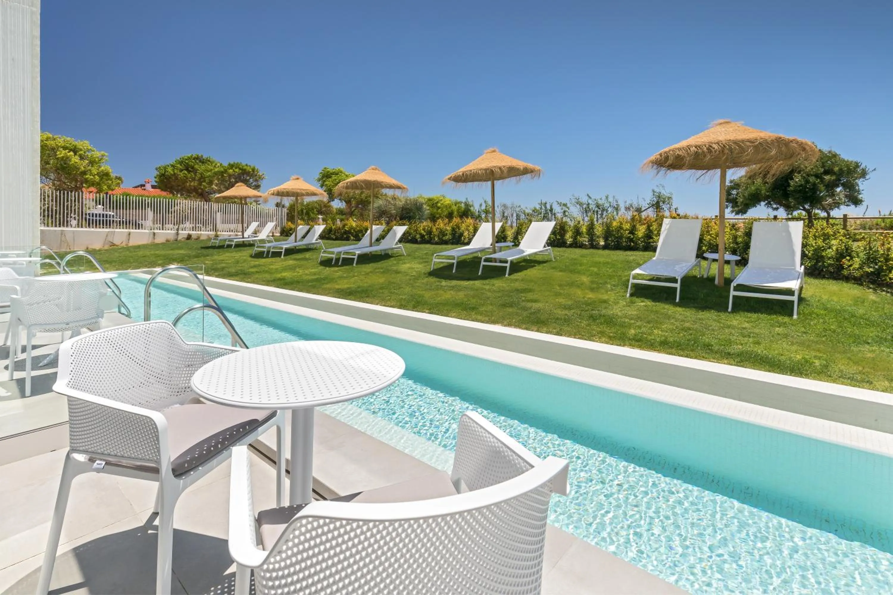 Swimming pool in Barceló Conil Playa - Adults Recommended