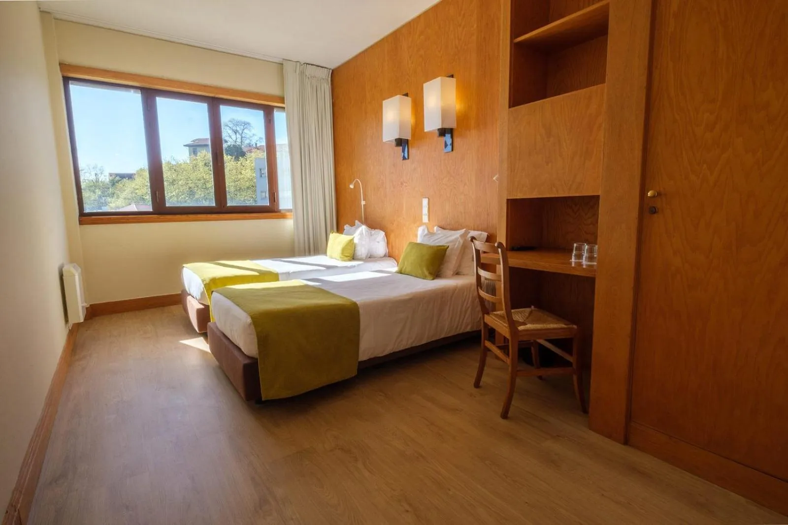 Bedroom, Bed in Vilar Oporto Hotel