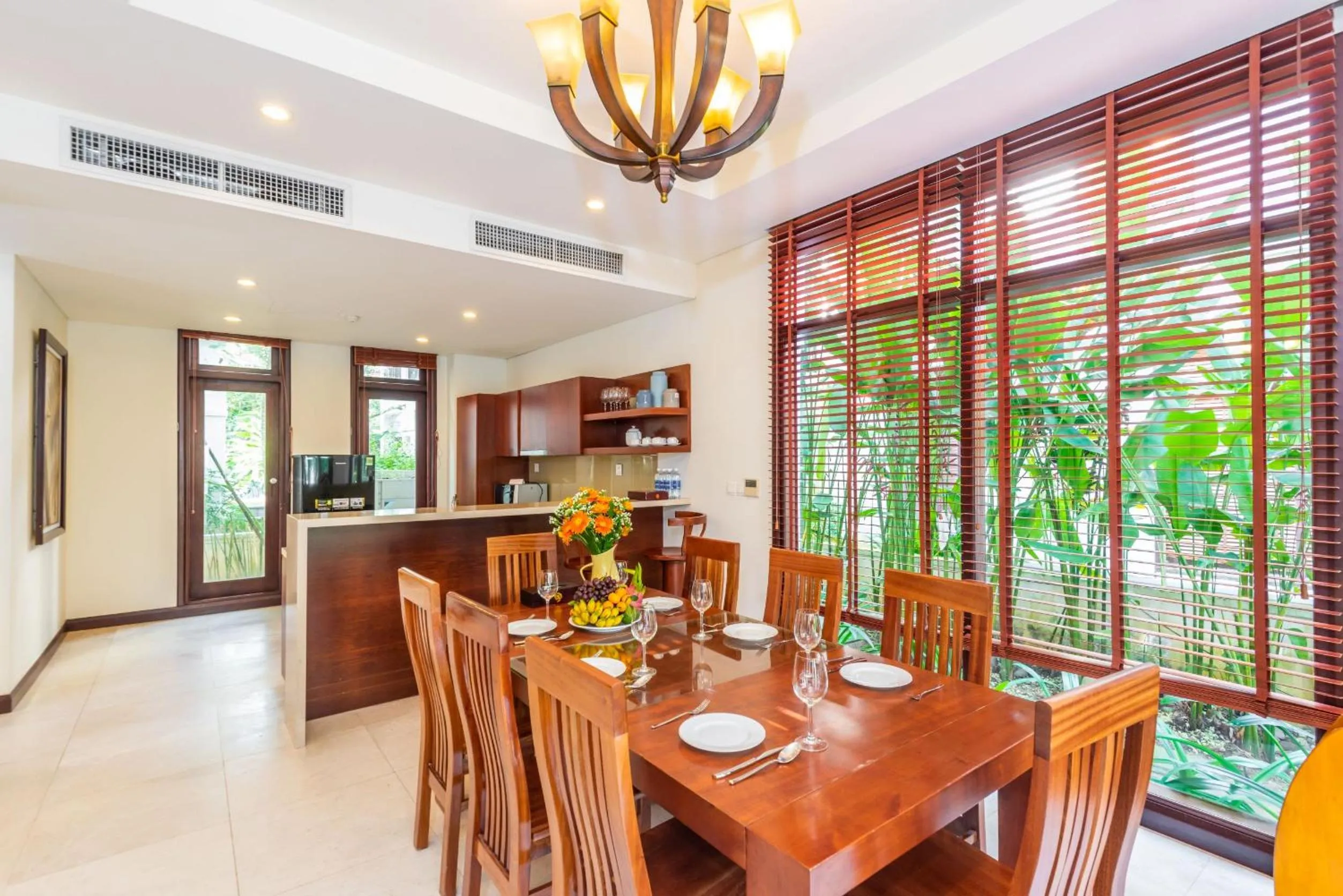 TV and multimedia in Abogo Resort Villas Luxury Da Nang