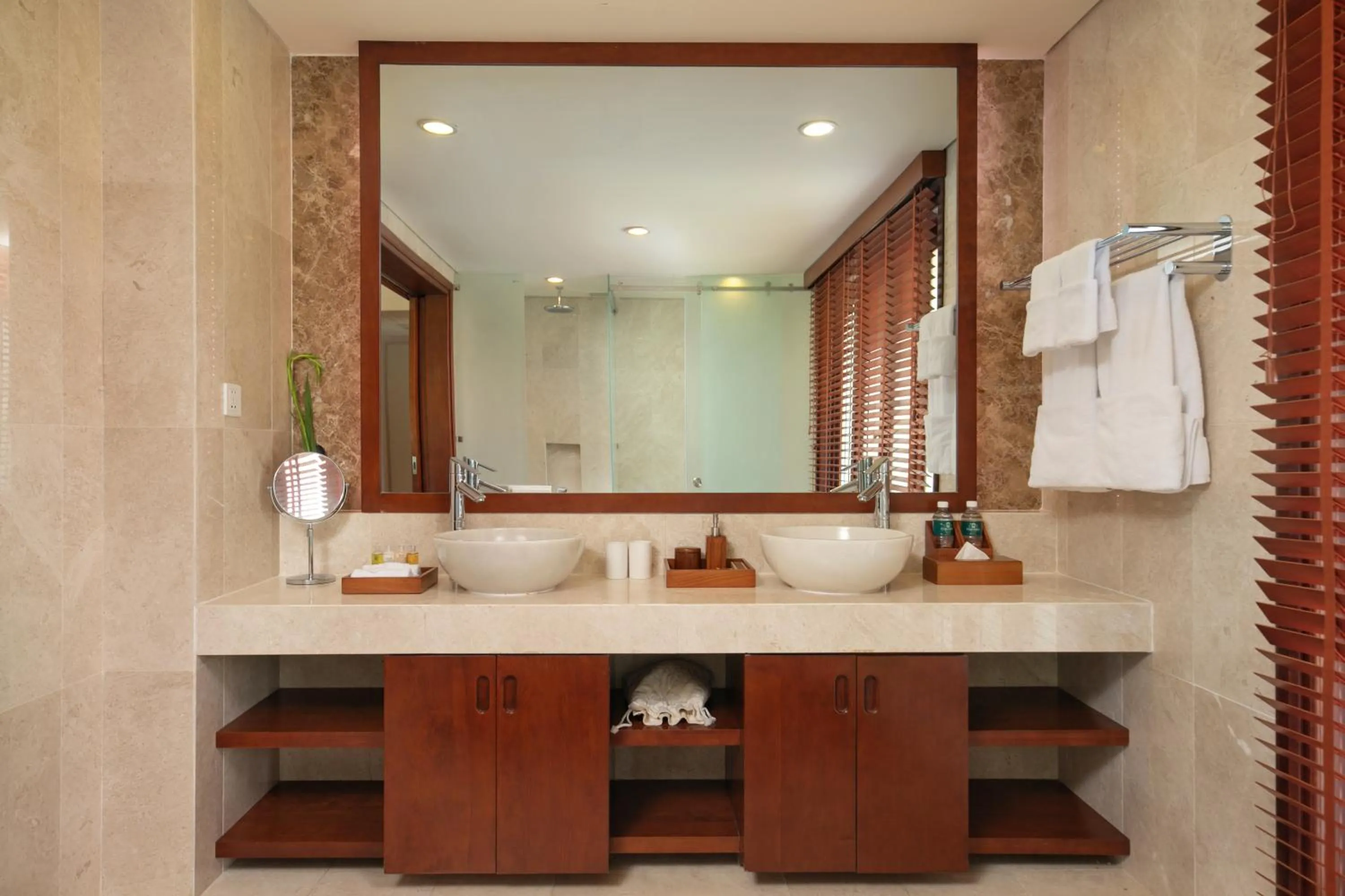 Shower in Abogo Resort Villas Luxury Da Nang