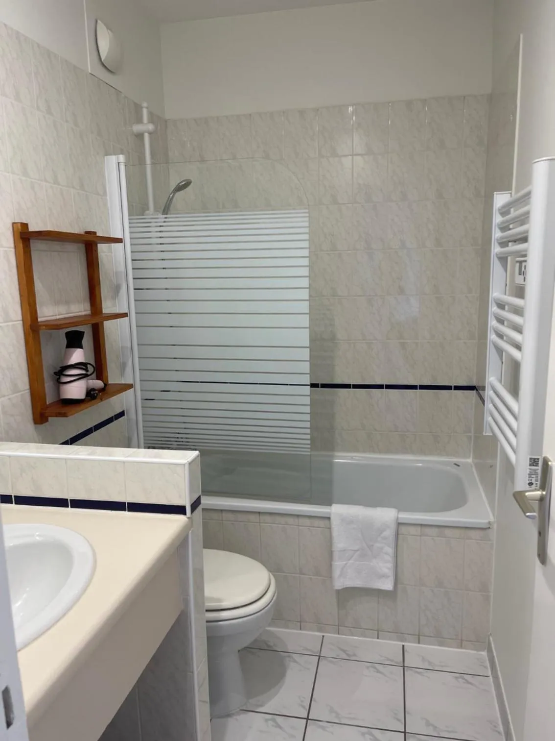 Bathroom in Hôtel Michelet Plage