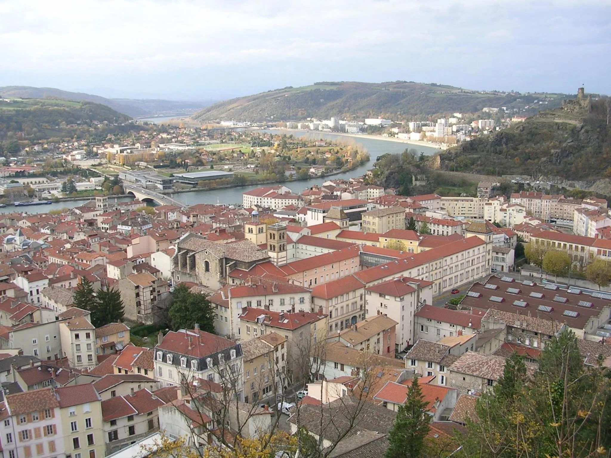 Off site in ibis budget Vienne Sud