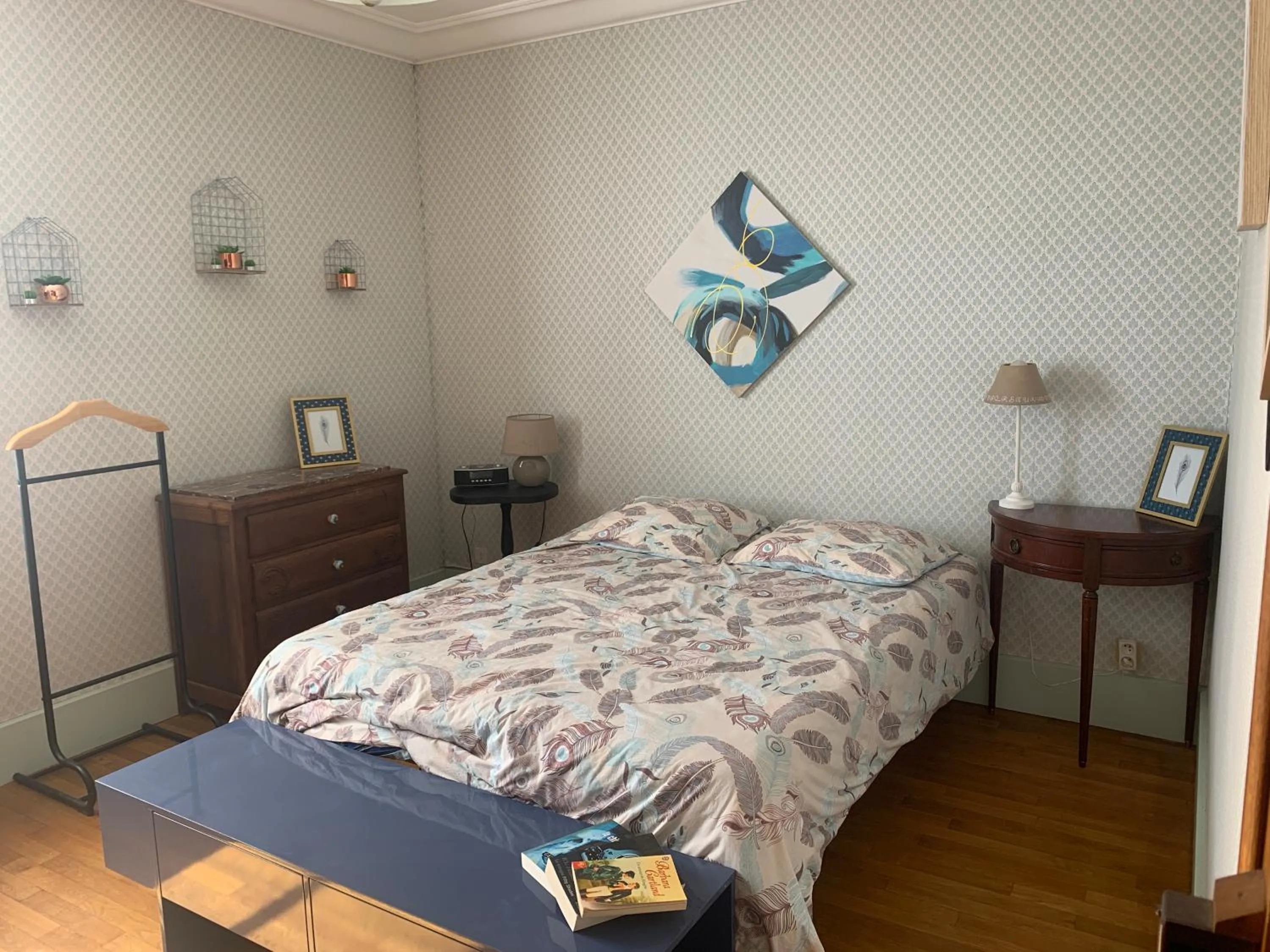 Bedroom, Bed in Chambres d'hôtes dans une maison de caractère