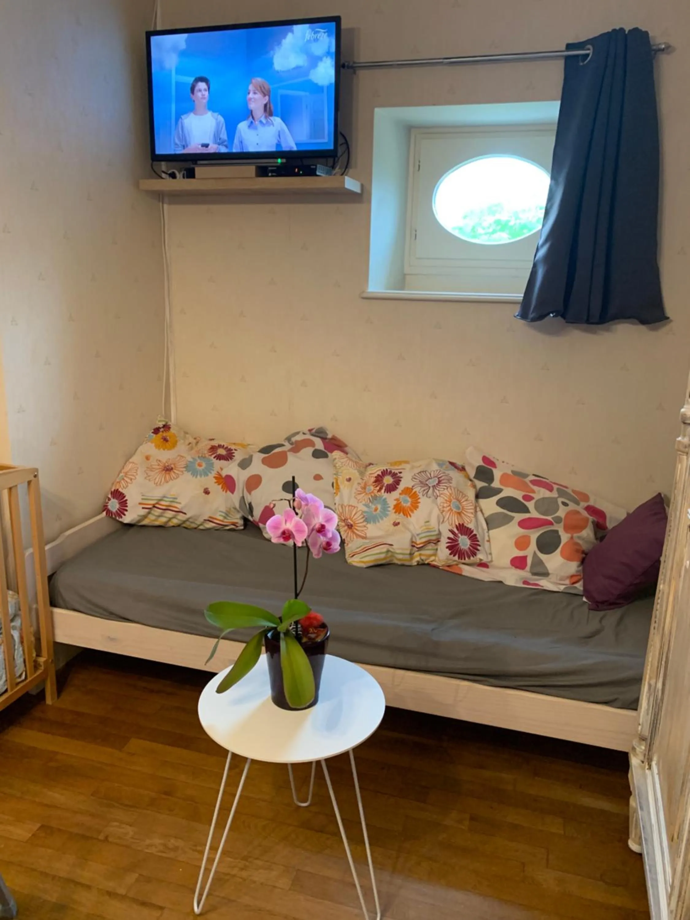 Photo of the whole room in Chambres d'hôtes dans une maison de caractère