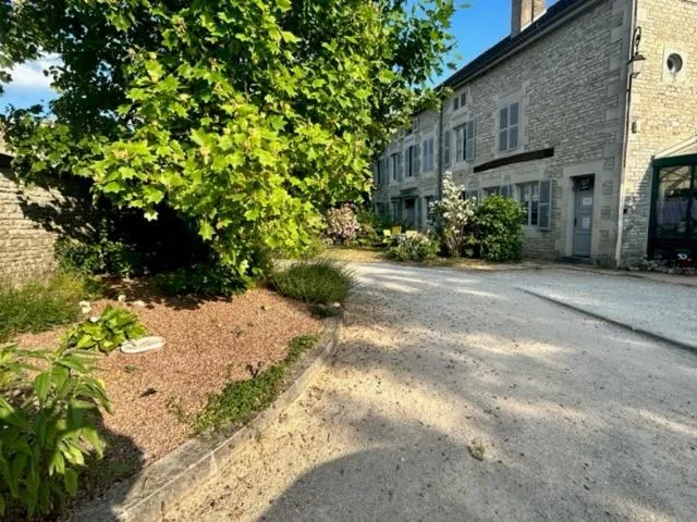 Parking in Chambres d'hôtes dans une maison de caractère