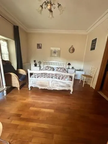 Bed in Chambres d'hôtes dans une maison de caractère