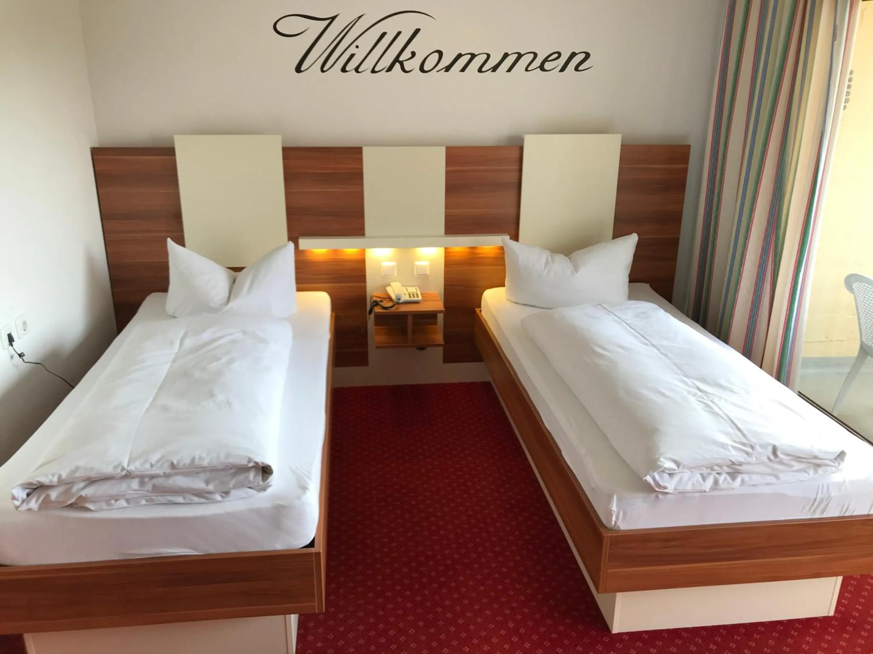 TV and multimedia, Bed in Central Hotel-Apart München