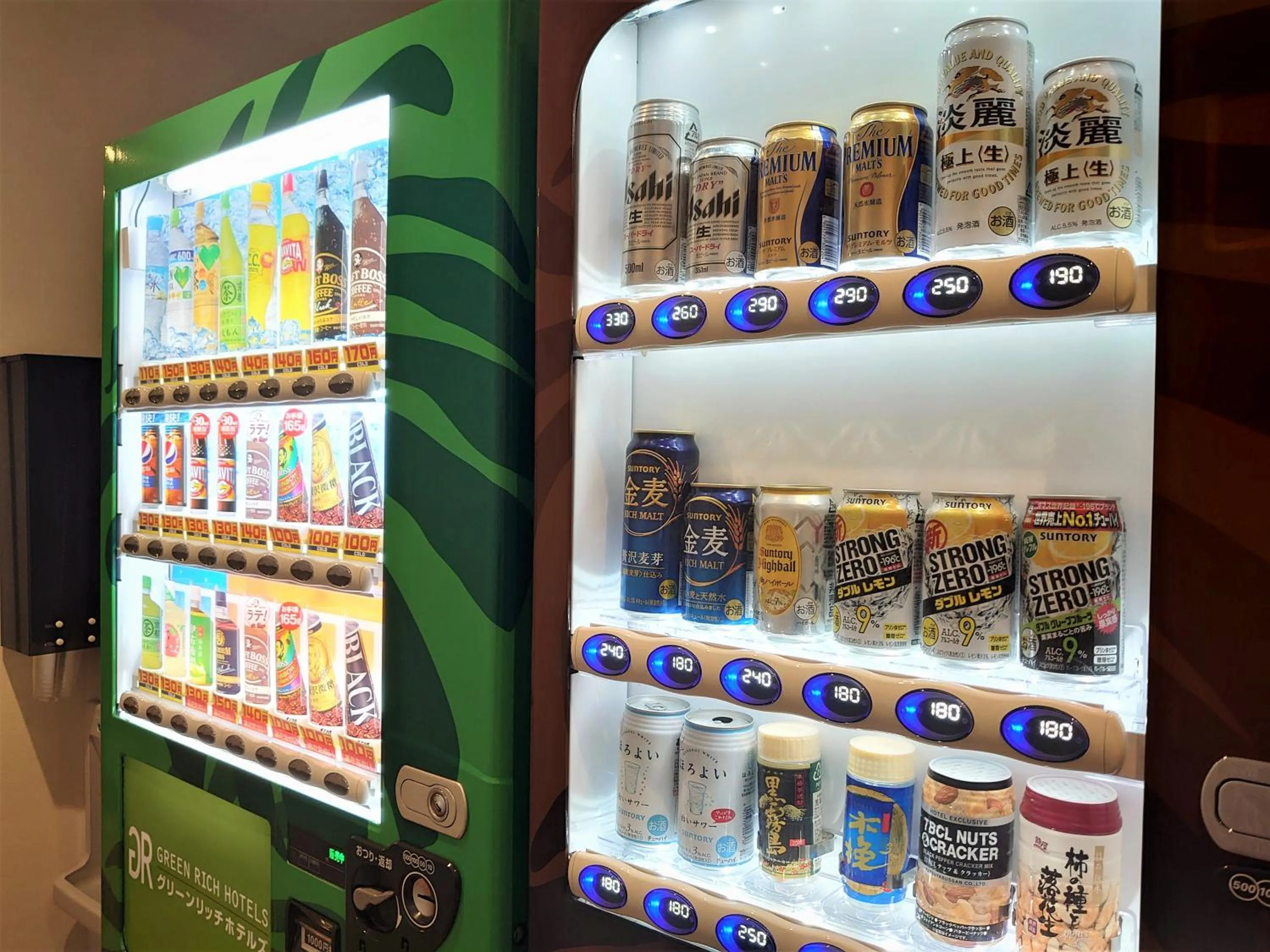 Area and facilities in Green Rich Hotel Miyazaki Tachibandori 2 (Artificial hot spring Futamata Yunohana)