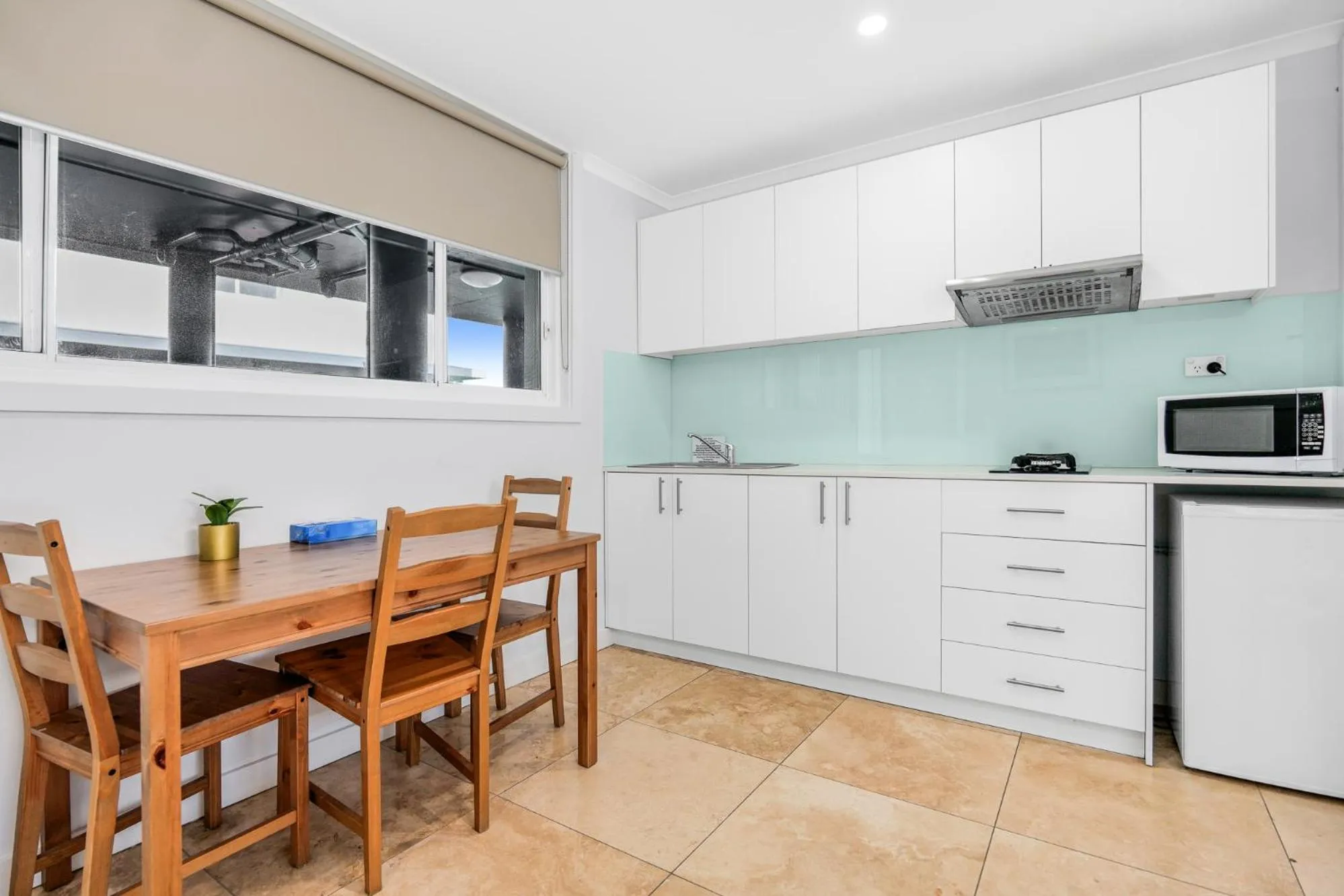 Kitchen or kitchenette in Lakes Resort Toukley