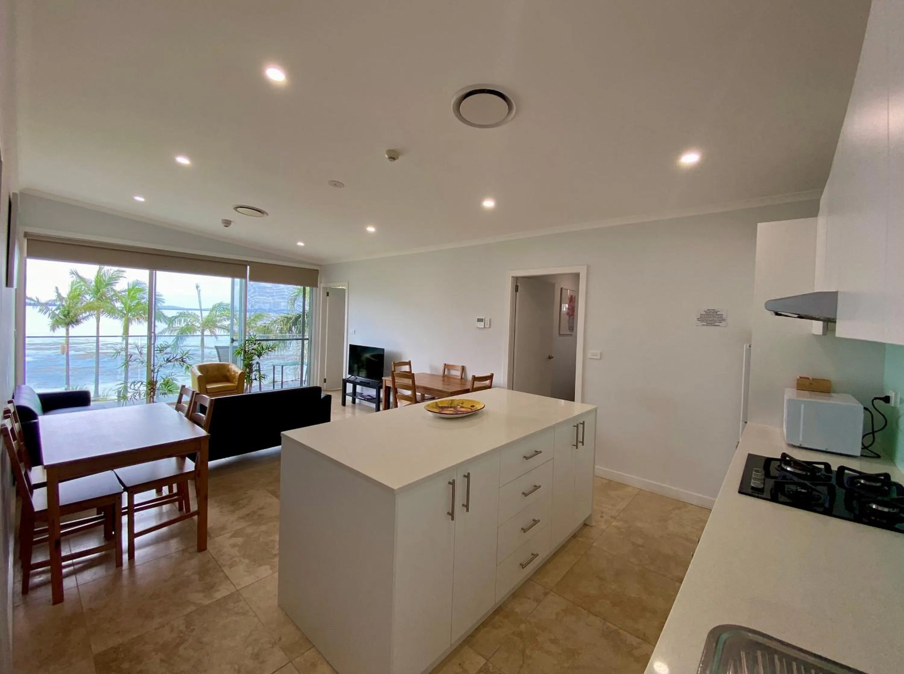 Kitchen or kitchenette in Lakes Resort Toukley