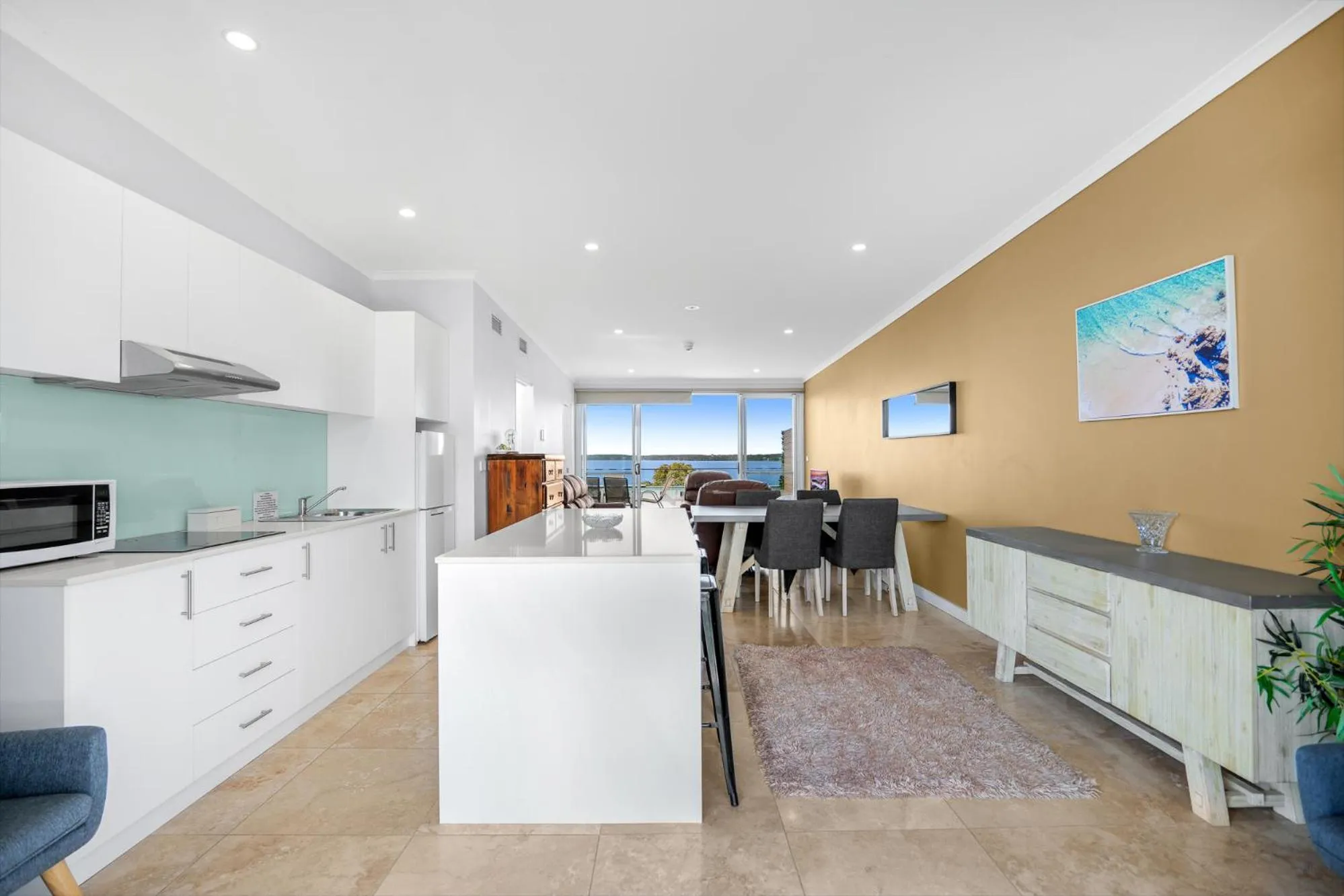 Kitchen or kitchenette in Lakes Resort Toukley