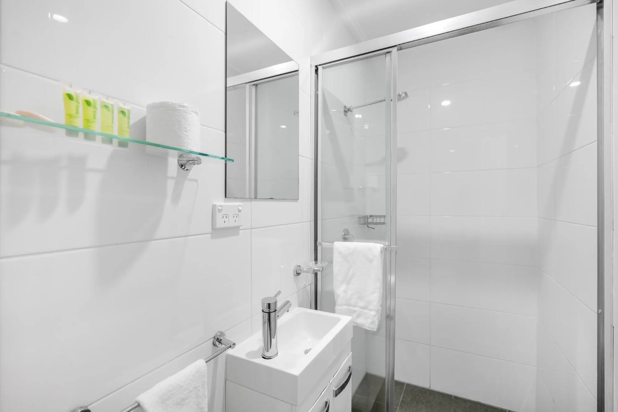 Shower in Lakes Resort Toukley