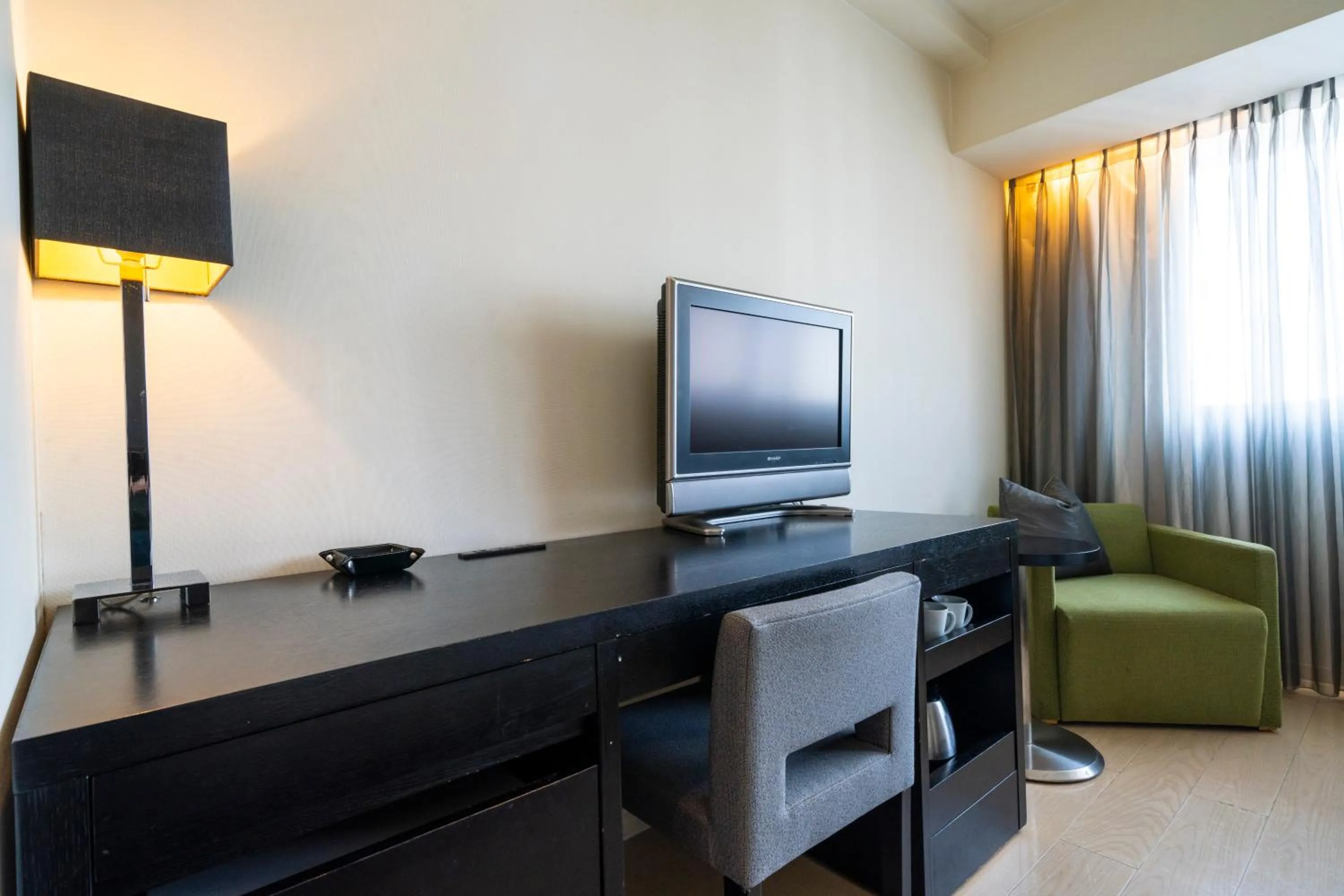 hair dresser in KOKO HOTEL Fukuoka Tenjin