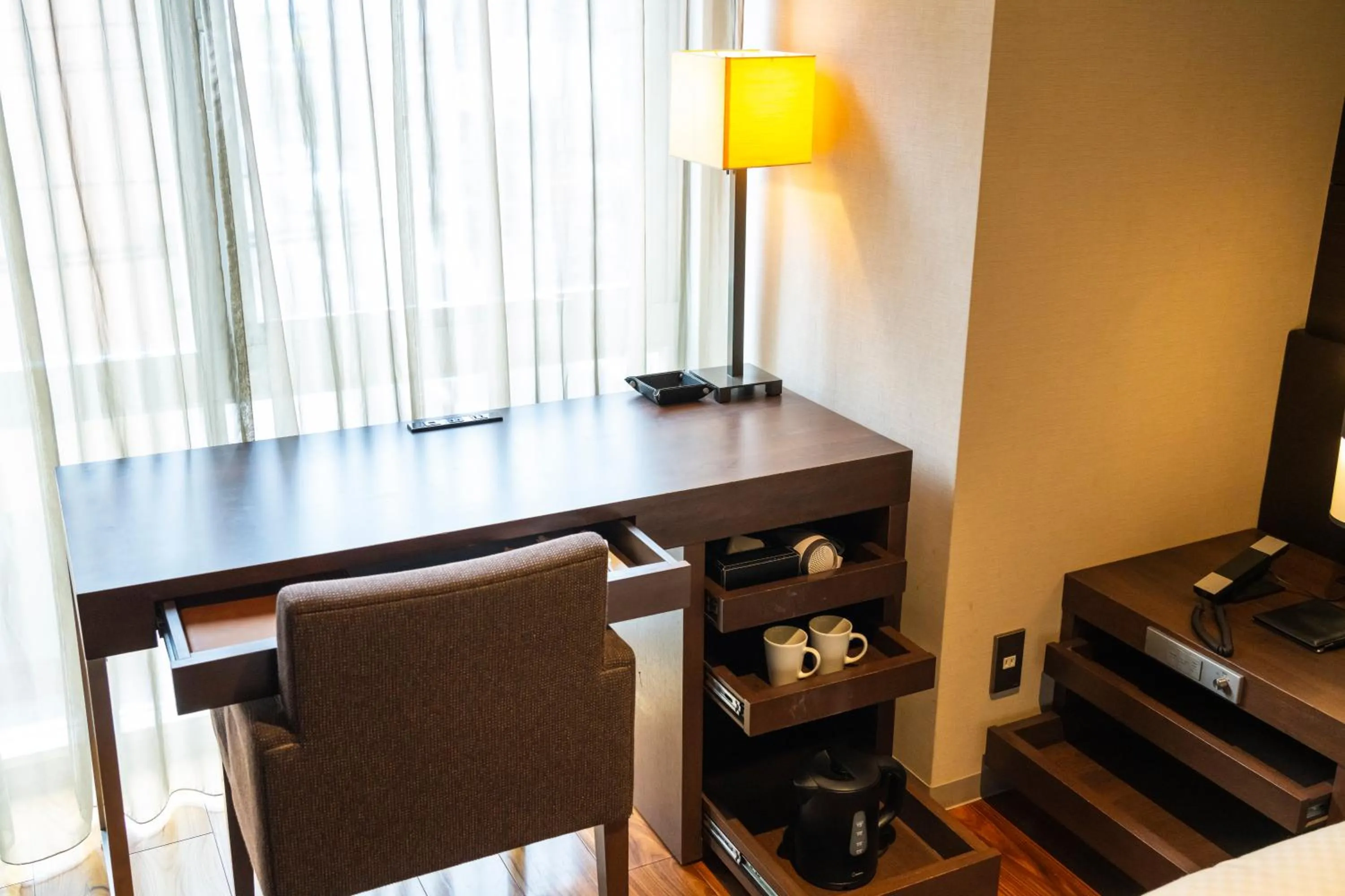 hair dresser in KOKO HOTEL Fukuoka Tenjin