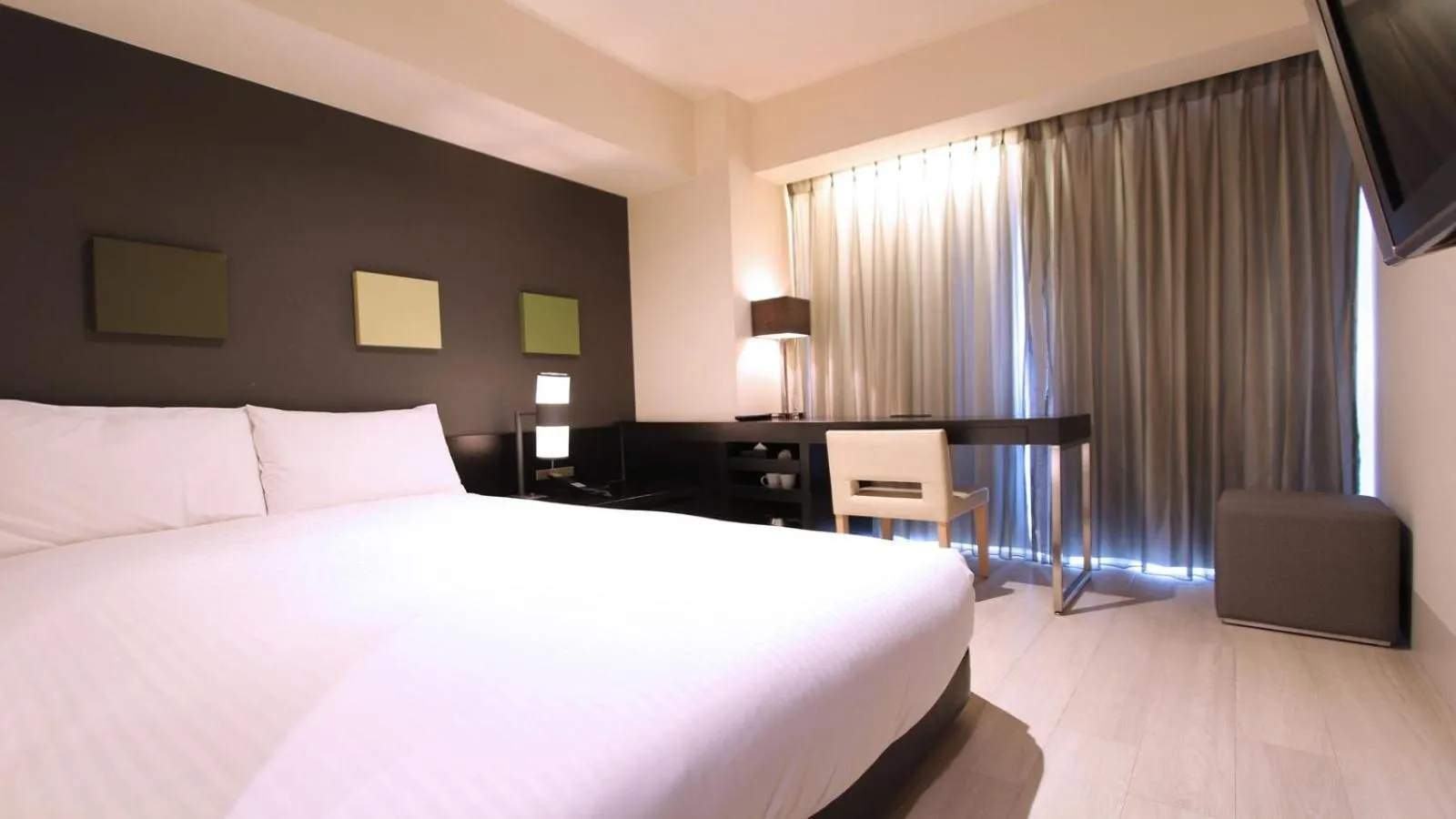 Bed in KOKO HOTEL Fukuoka Tenjin