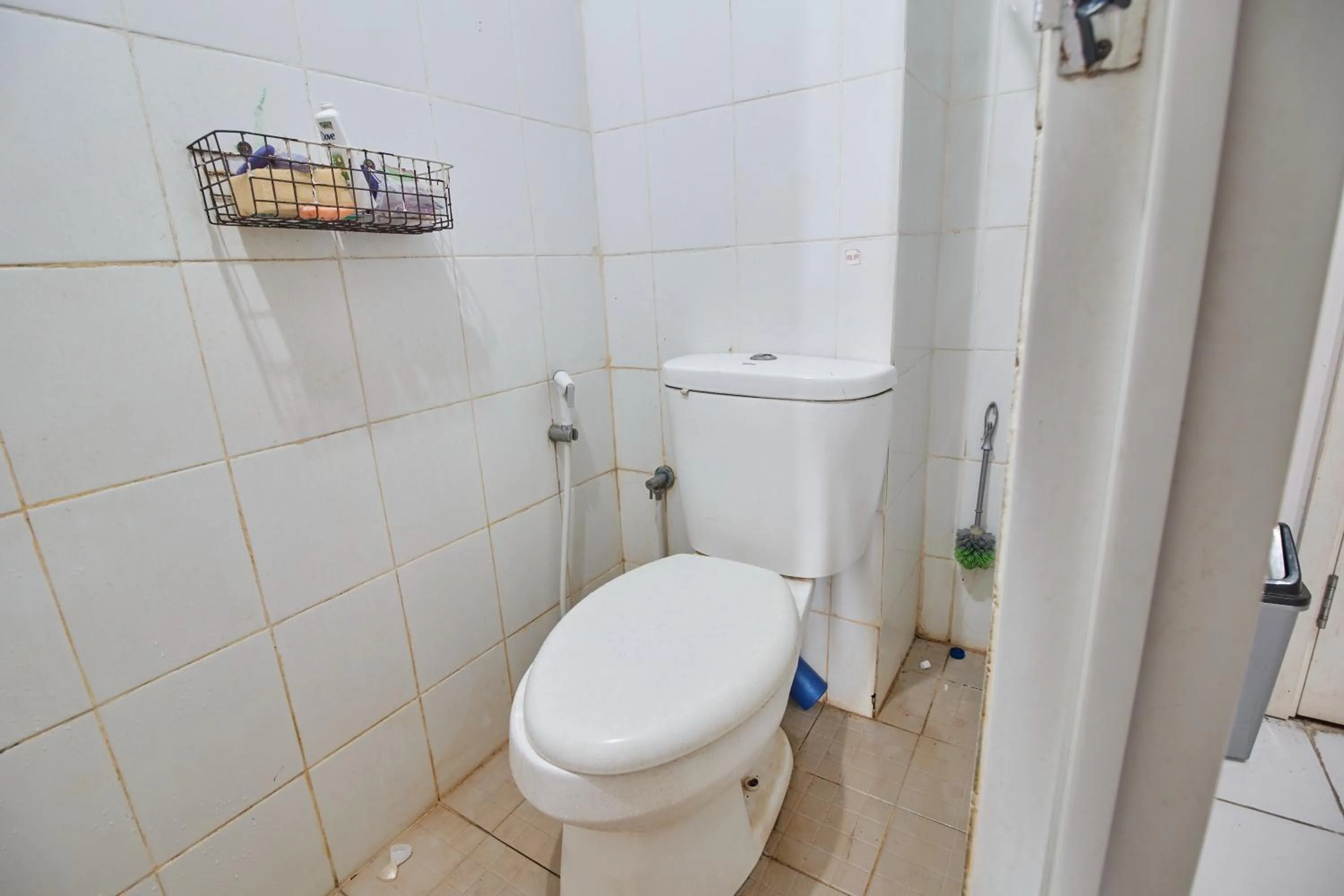 Bathroom in Room Rendi @ Apt Dramaga Tower