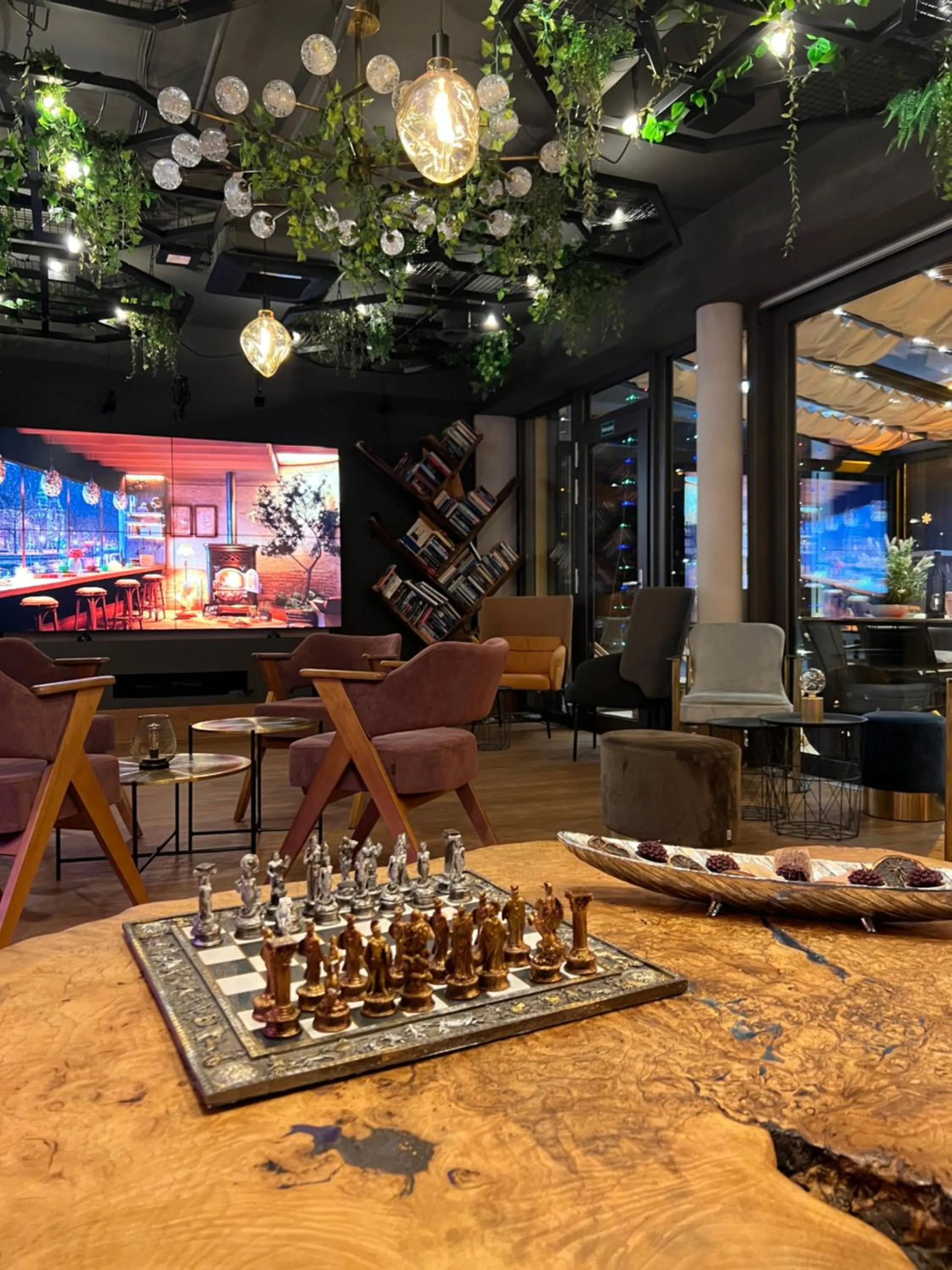 Communal lounge/ TV room in Design Hotel Winterrot