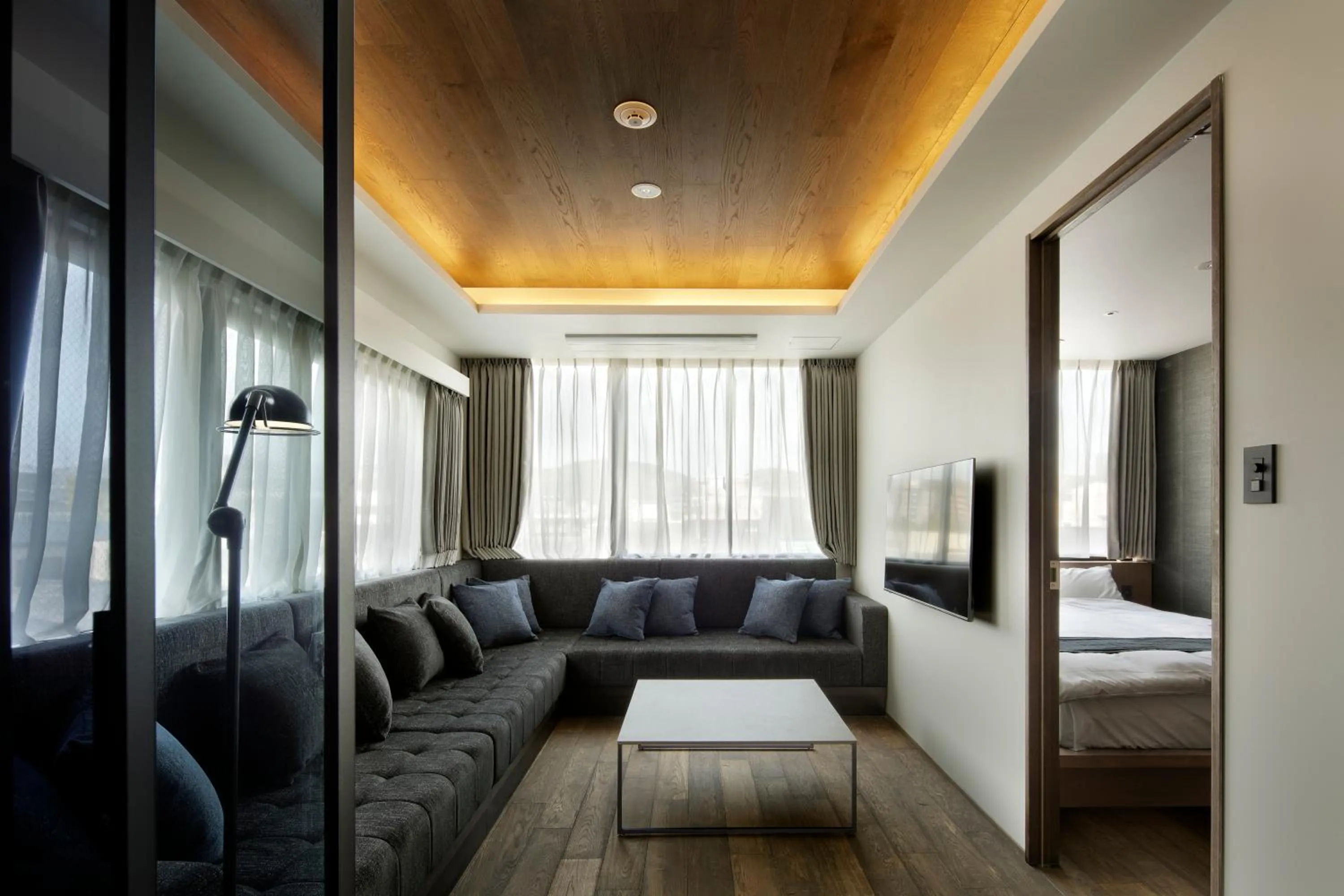 Living room, Bed in 20 PIECES