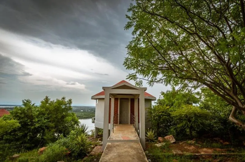 KSTDC Hotel Mayura Krishna Almatti