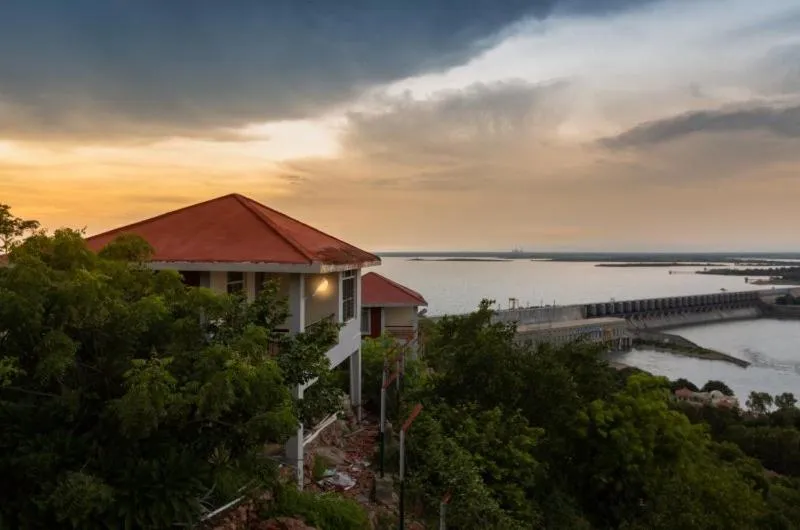 KSTDC Hotel Mayura Krishna Almatti