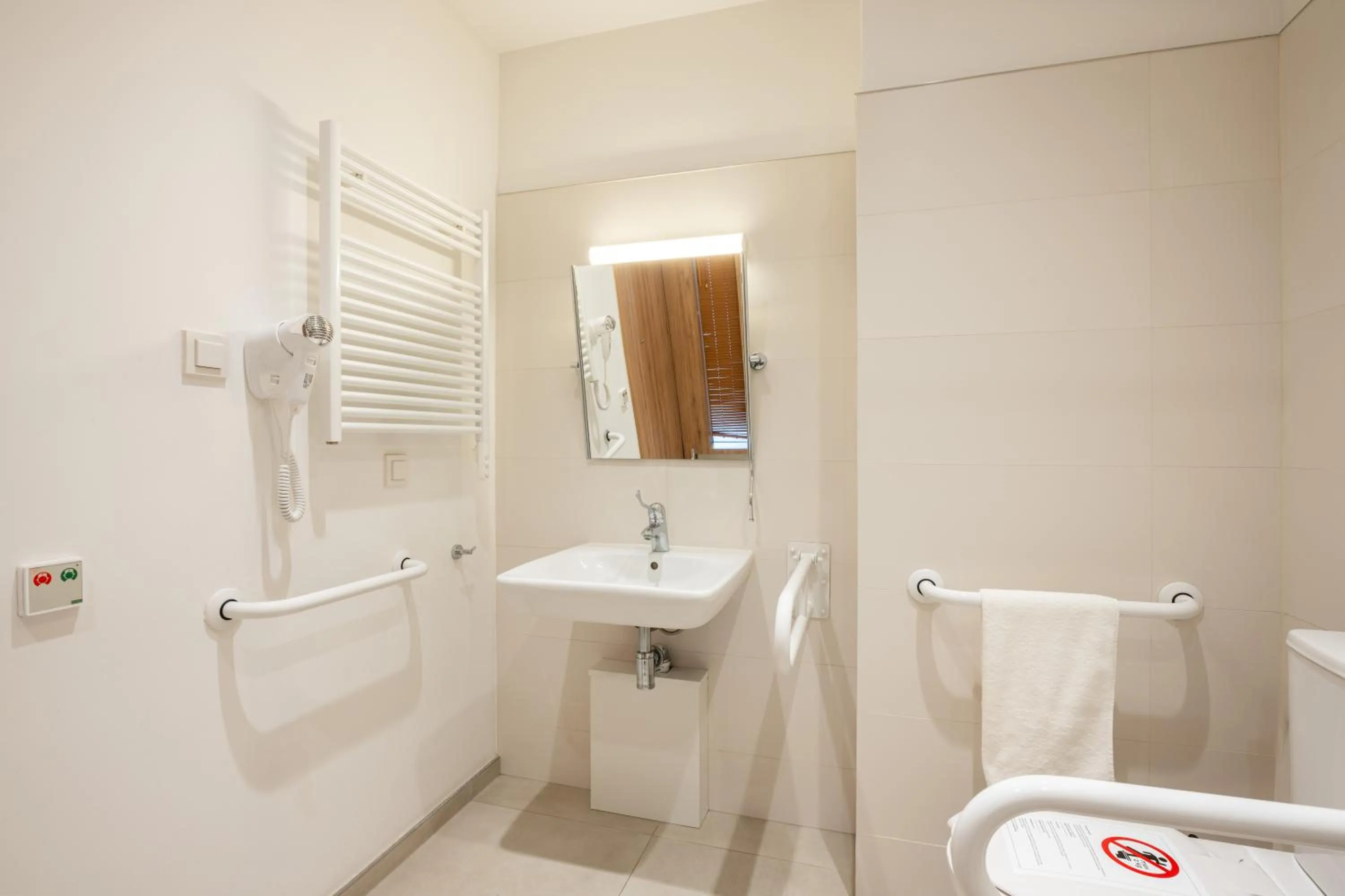 Bathroom in Aparthotel City Break Wolska