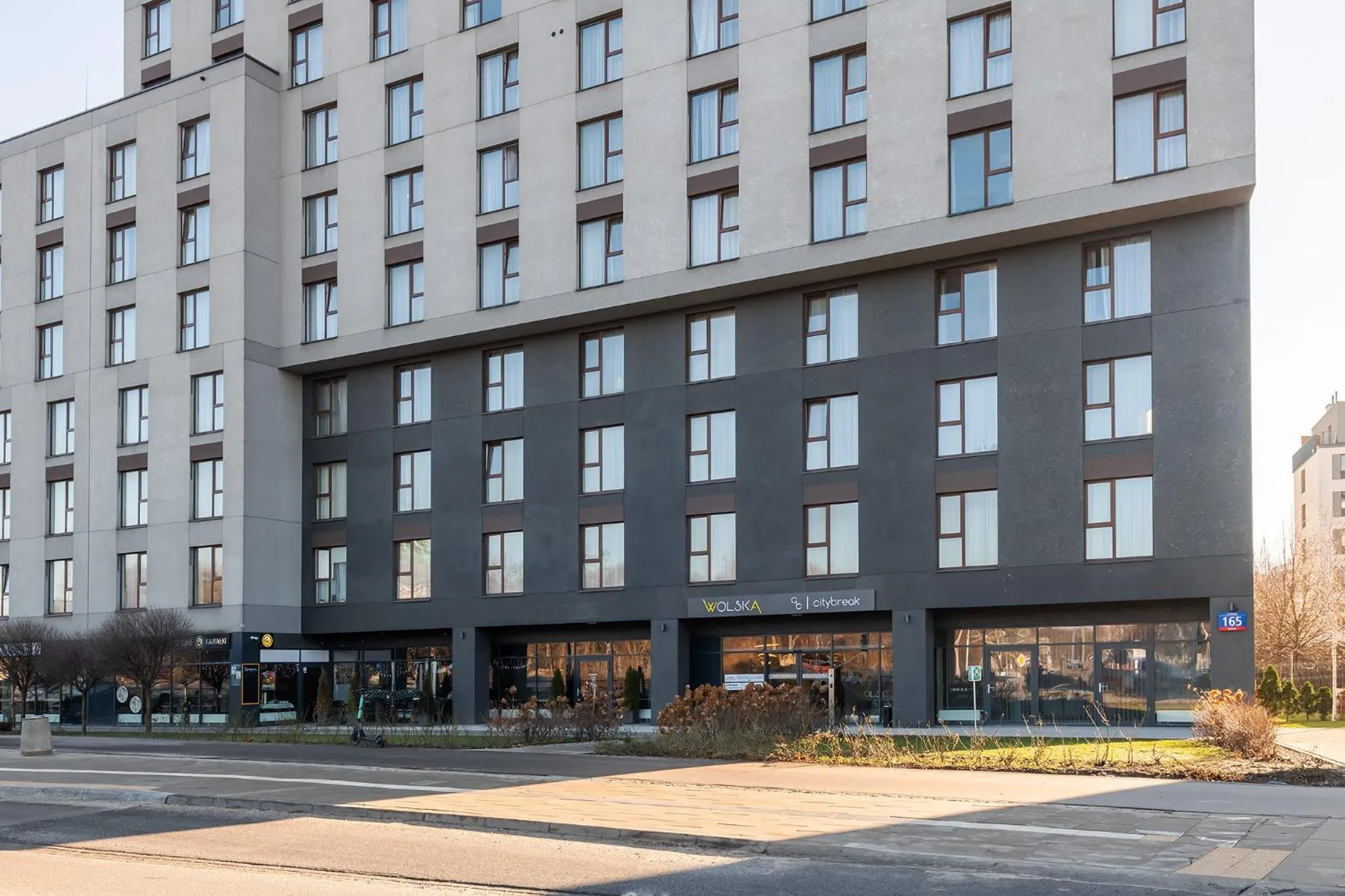 Property building in Aparthotel City Break Wolska