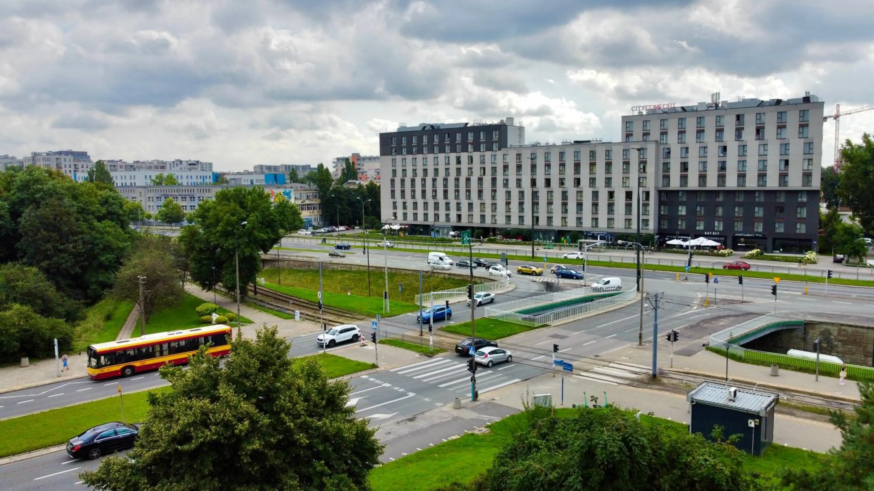 Property building in Aparthotel City Break Wolska