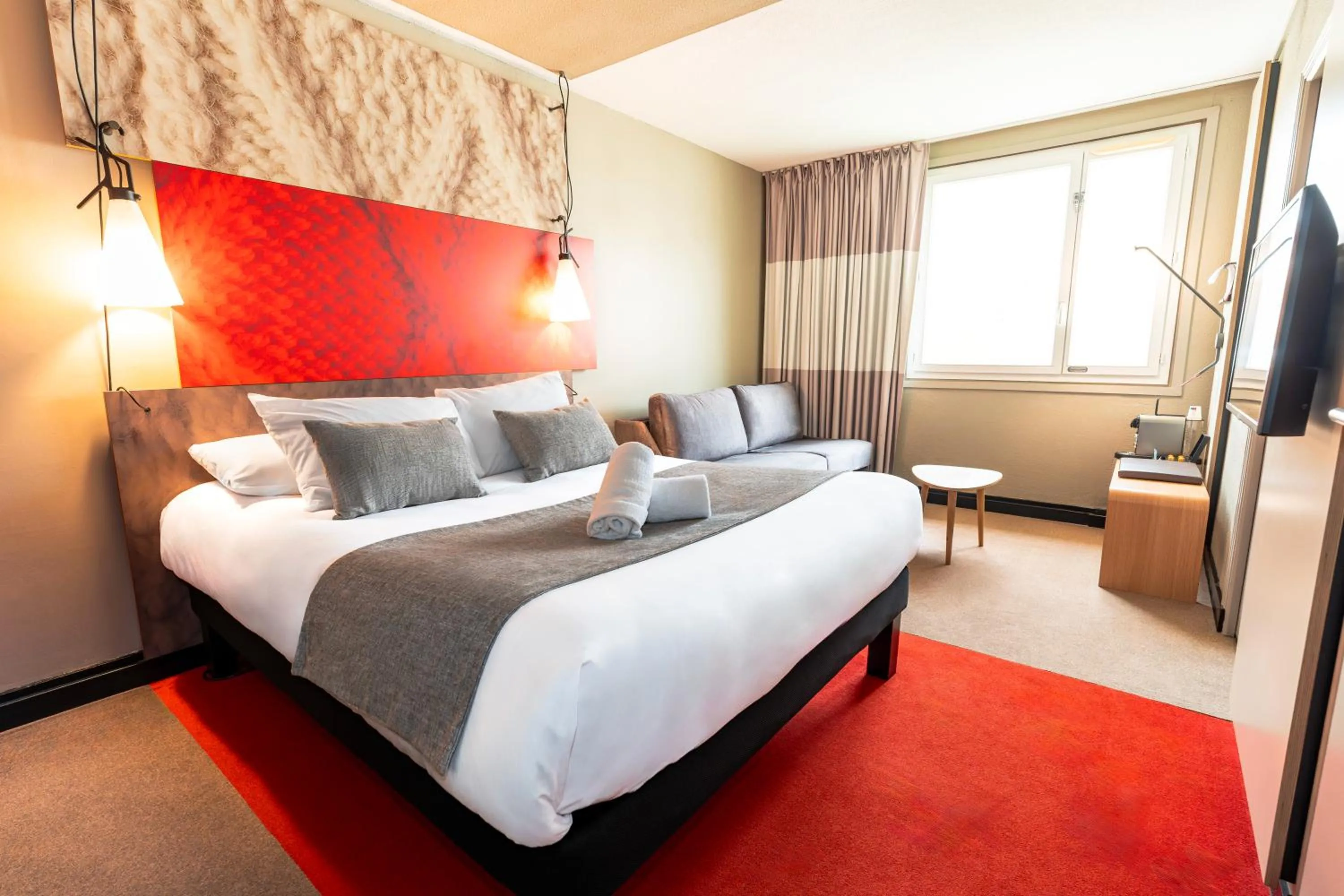 Bed in Hôtel Ibis Cognac Centre