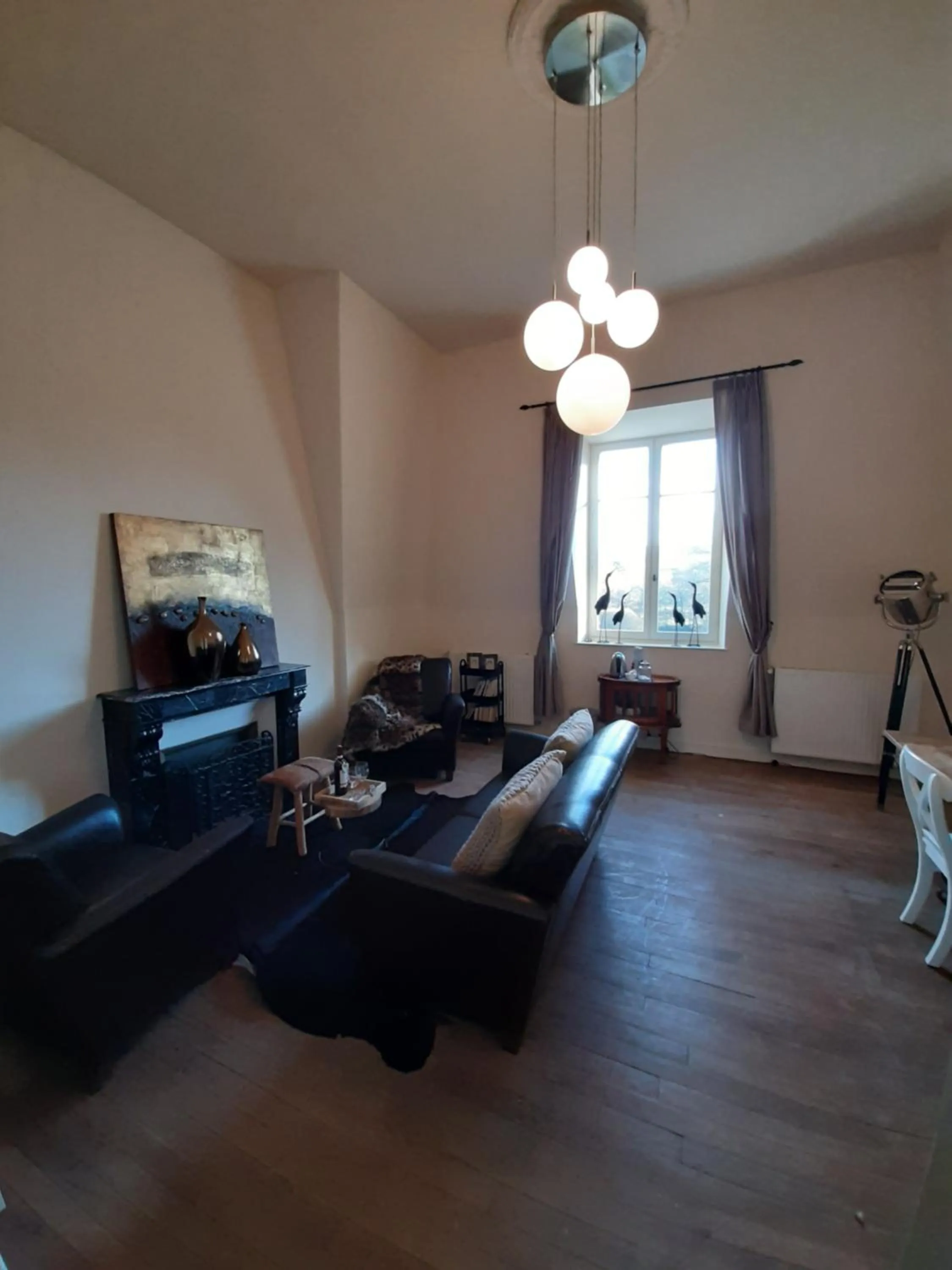 Chateau Sourliavoux, appartement en chambres d'hôtes