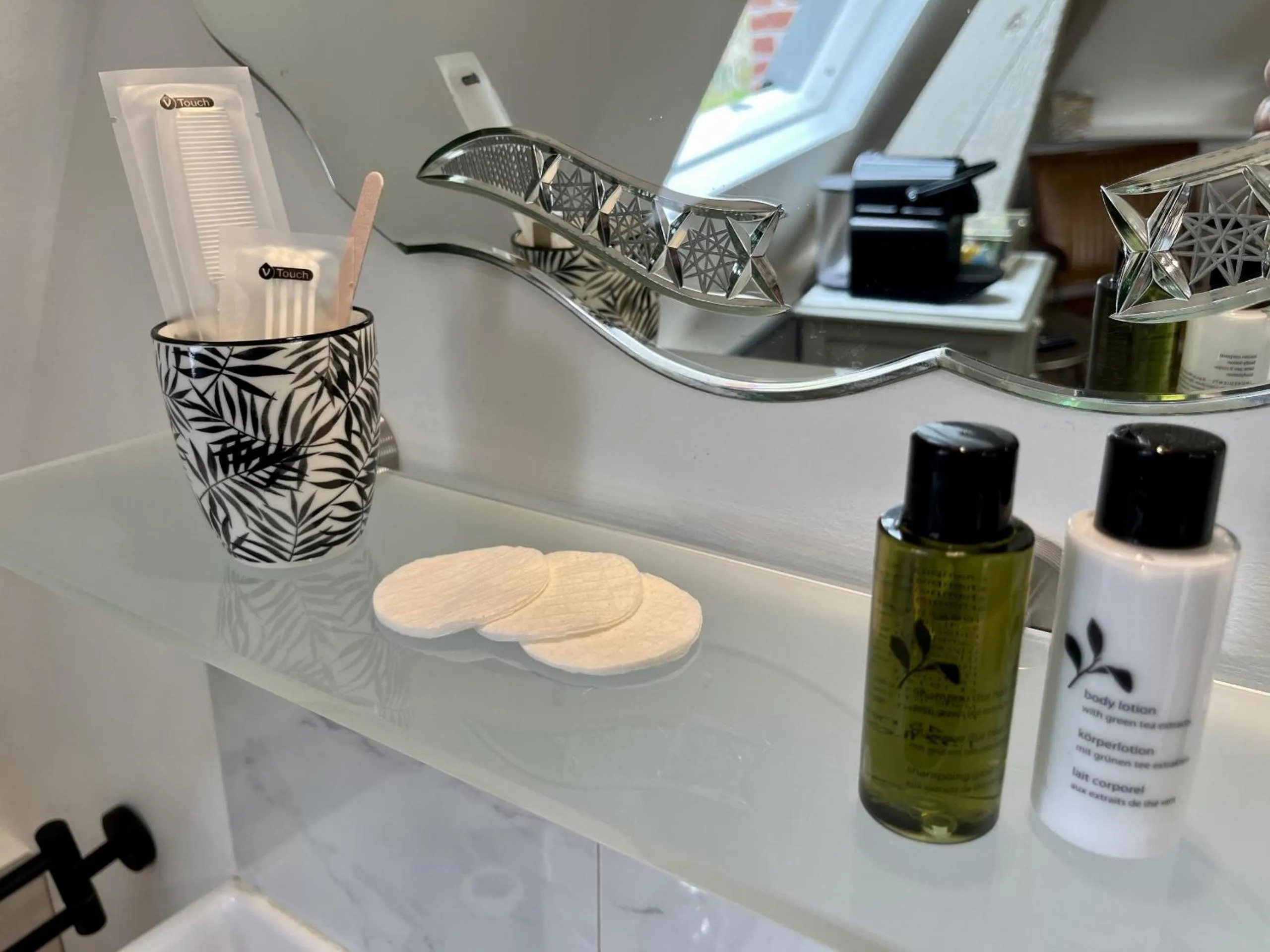 Bathroom in Entre Terre et Estuaire & Spa