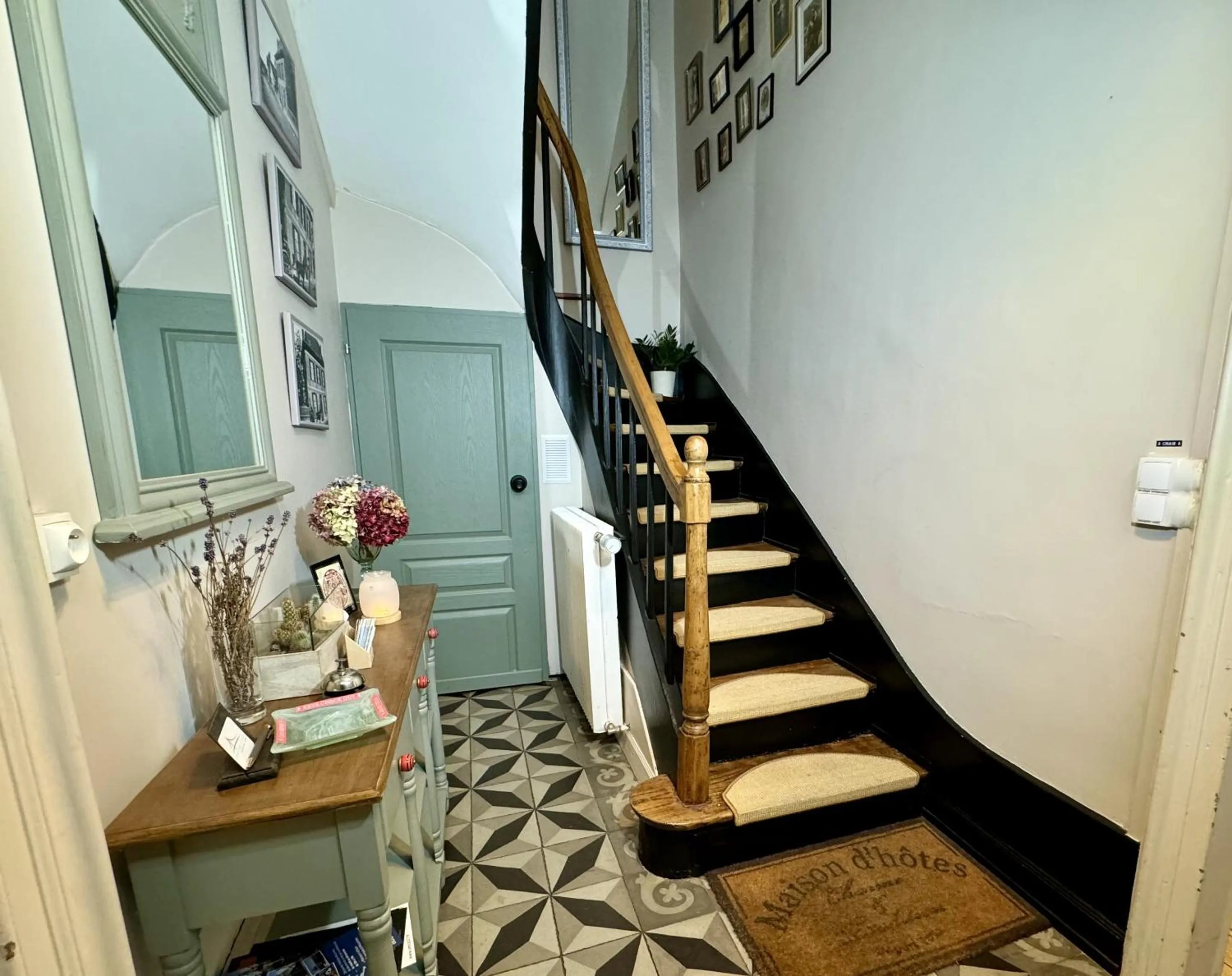 Lobby or reception in Entre Terre et Estuaire & Spa