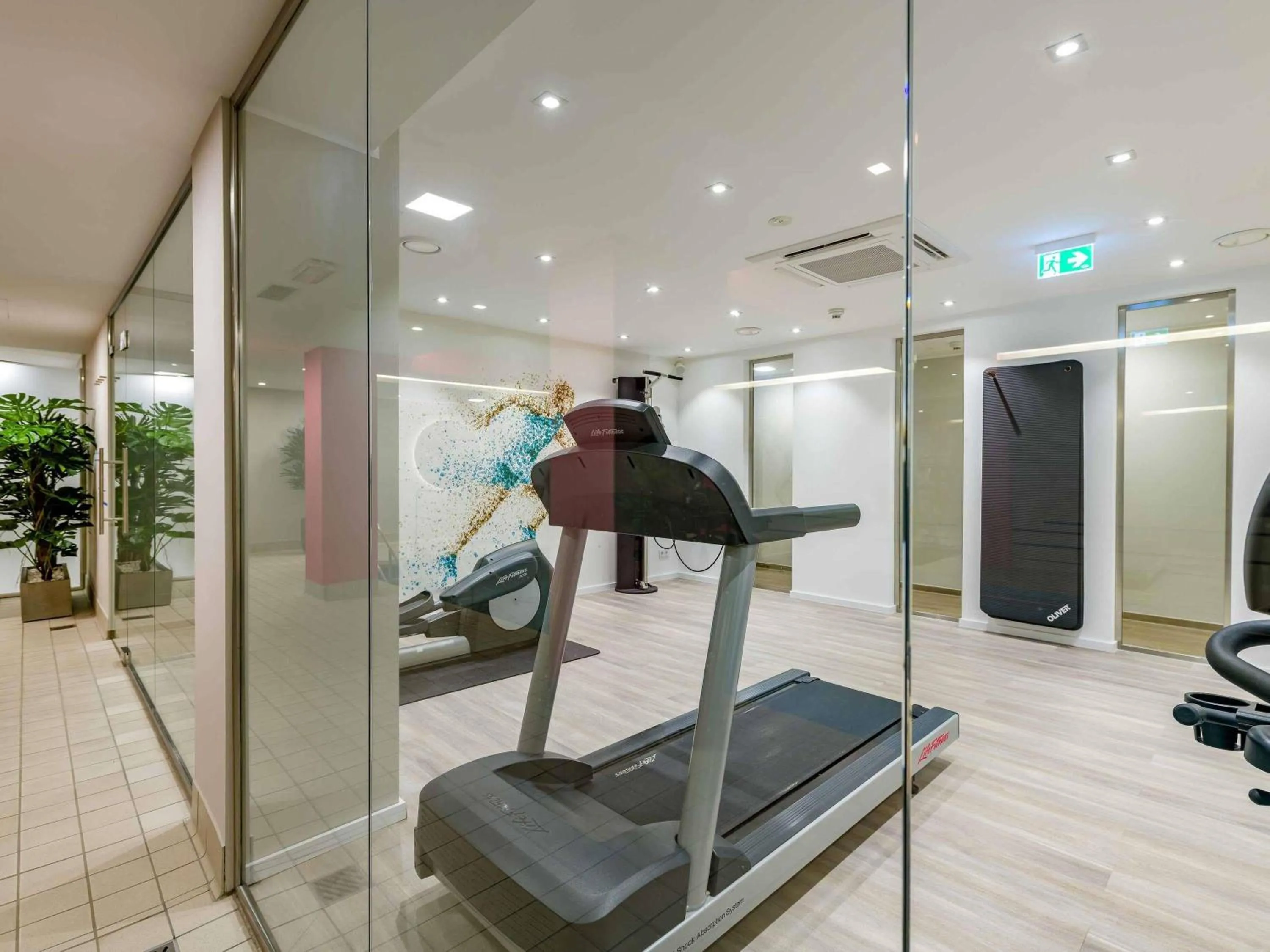 Fitness centre/facilities in Mercure Hotel Koeln Belfortstrasse