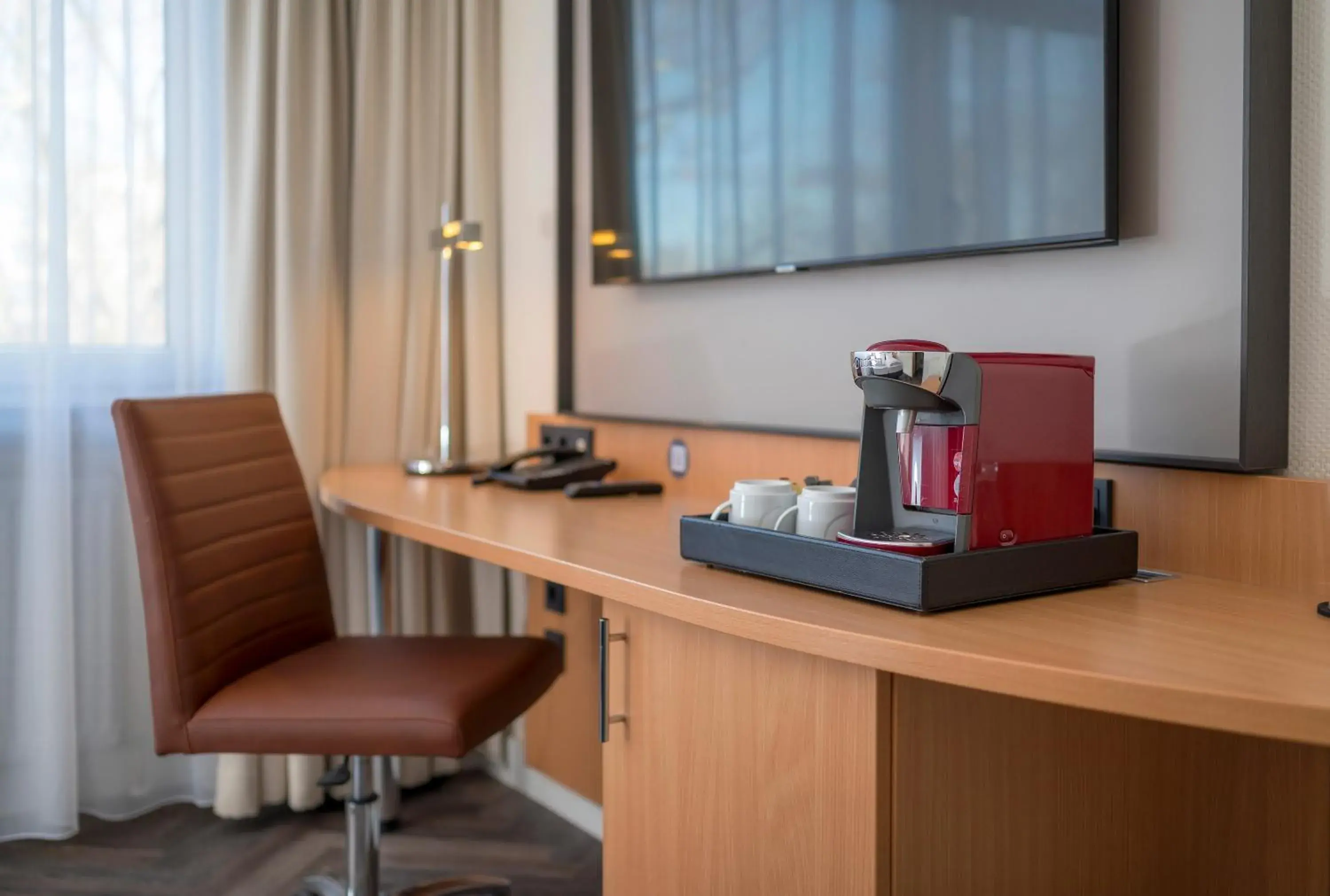 Standard Double or Twin Room in Mercure Hotel Koeln Belfortstrasse Standard Double or Twin Room in Mercure Hotel Koeln Belfortstrasse