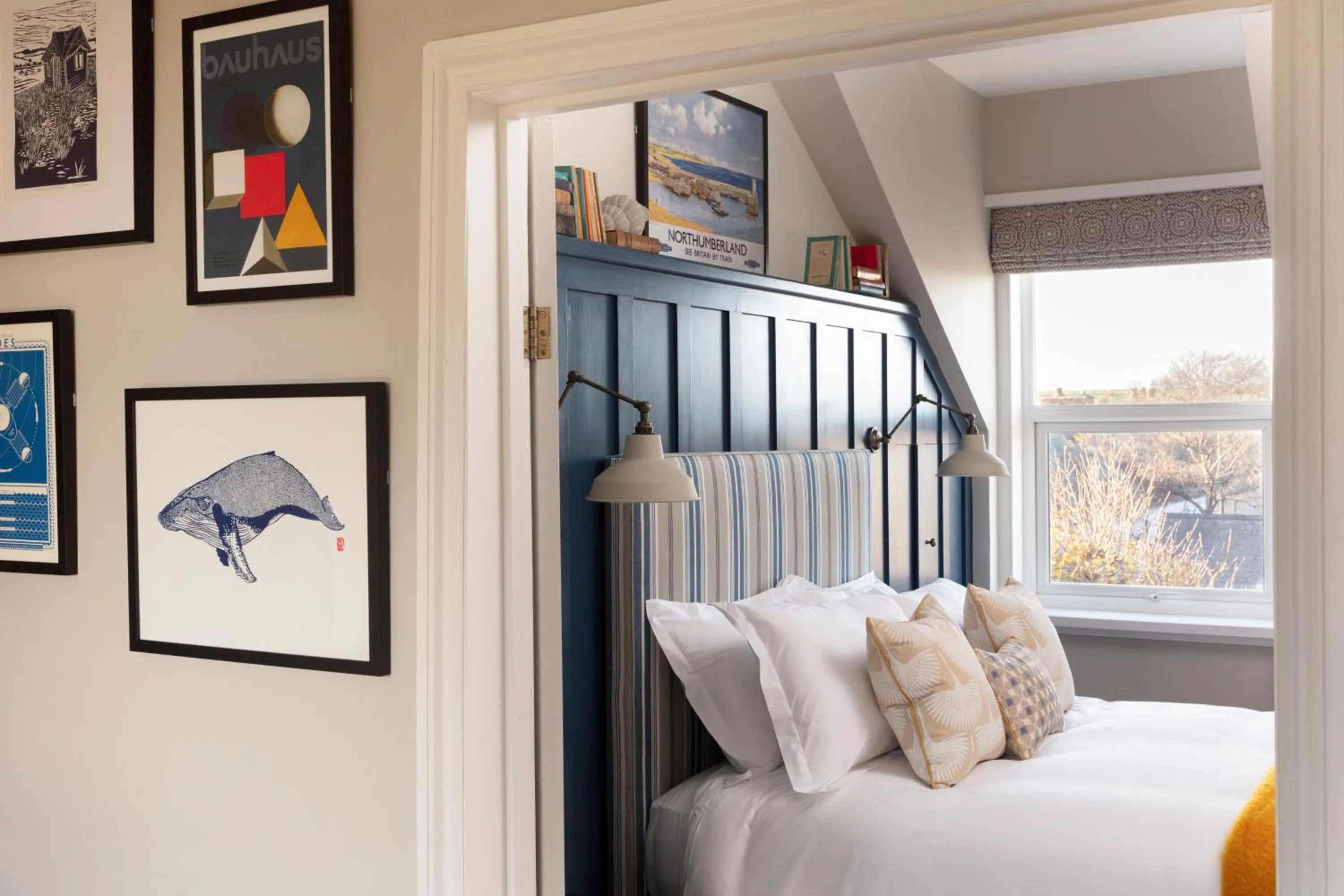 Bedroom, Bed in The Whittling House