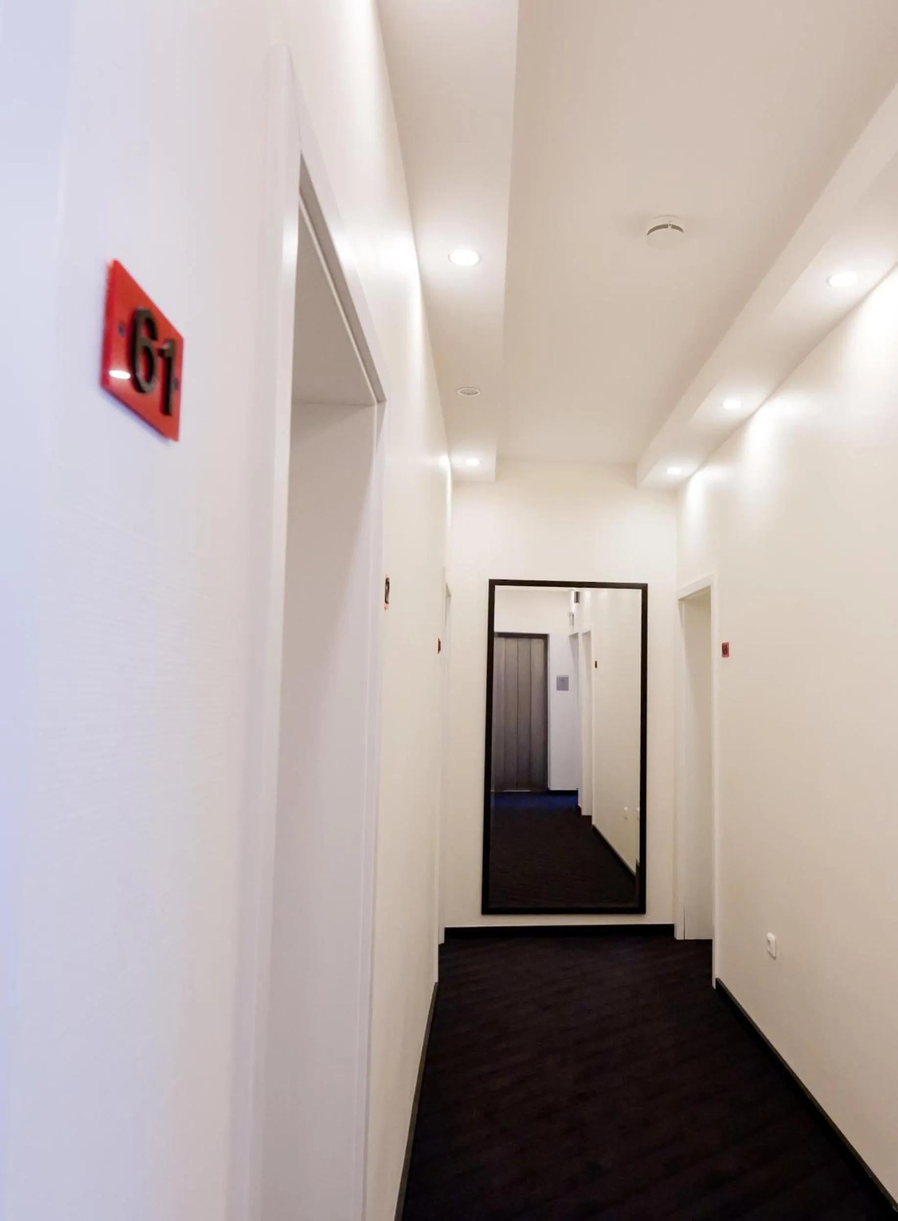 Logo/Certificate/Sign in Hotel Esplanade