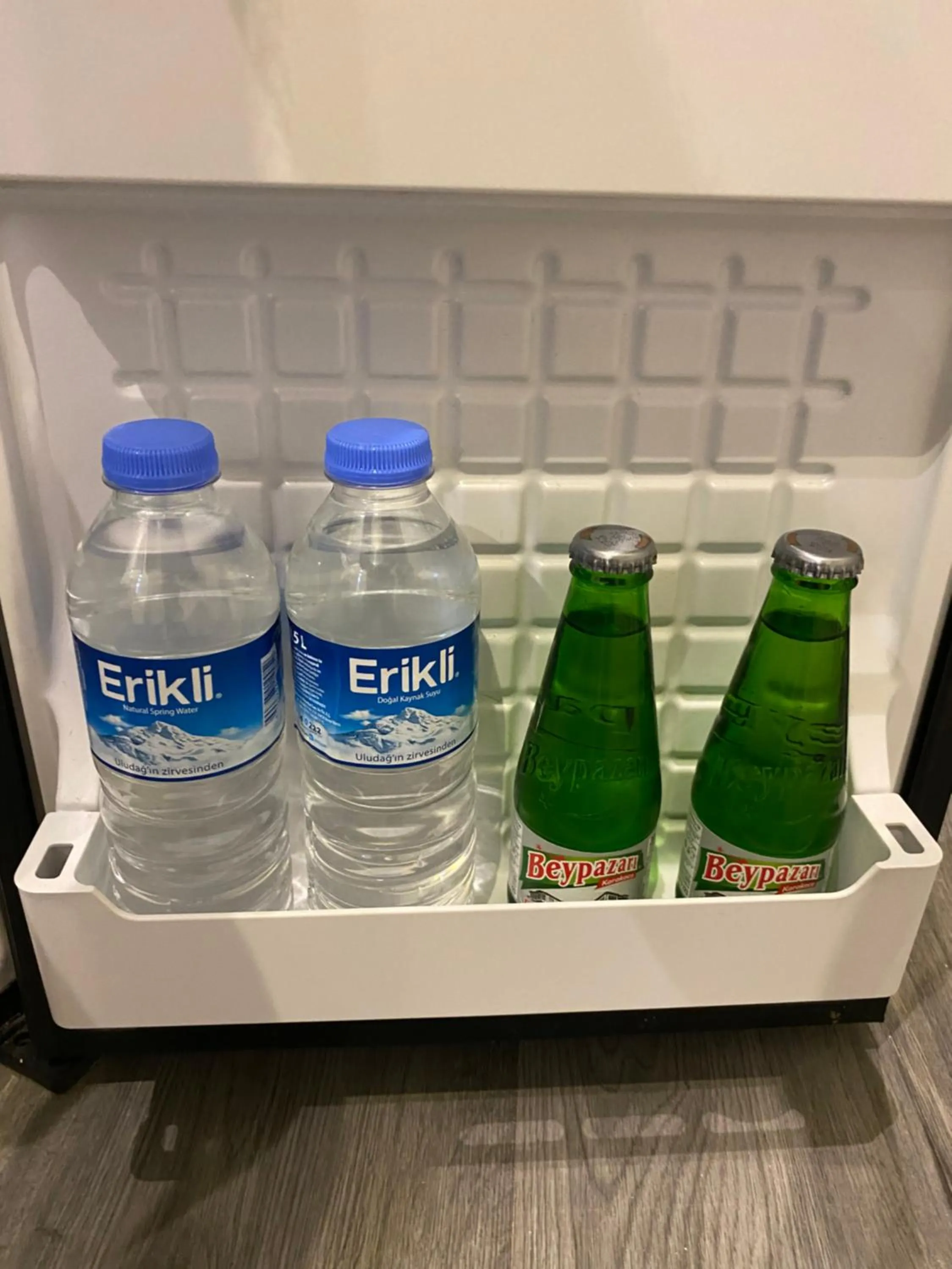 Bedroom in GANJ Hotel