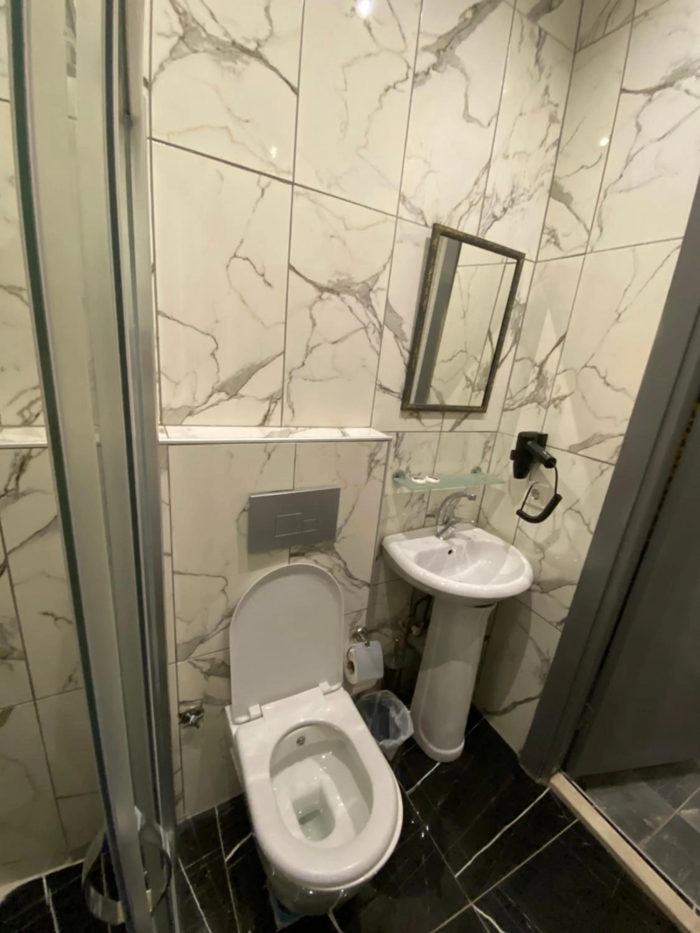 Toilet, Bathroom in GANJ Hotel