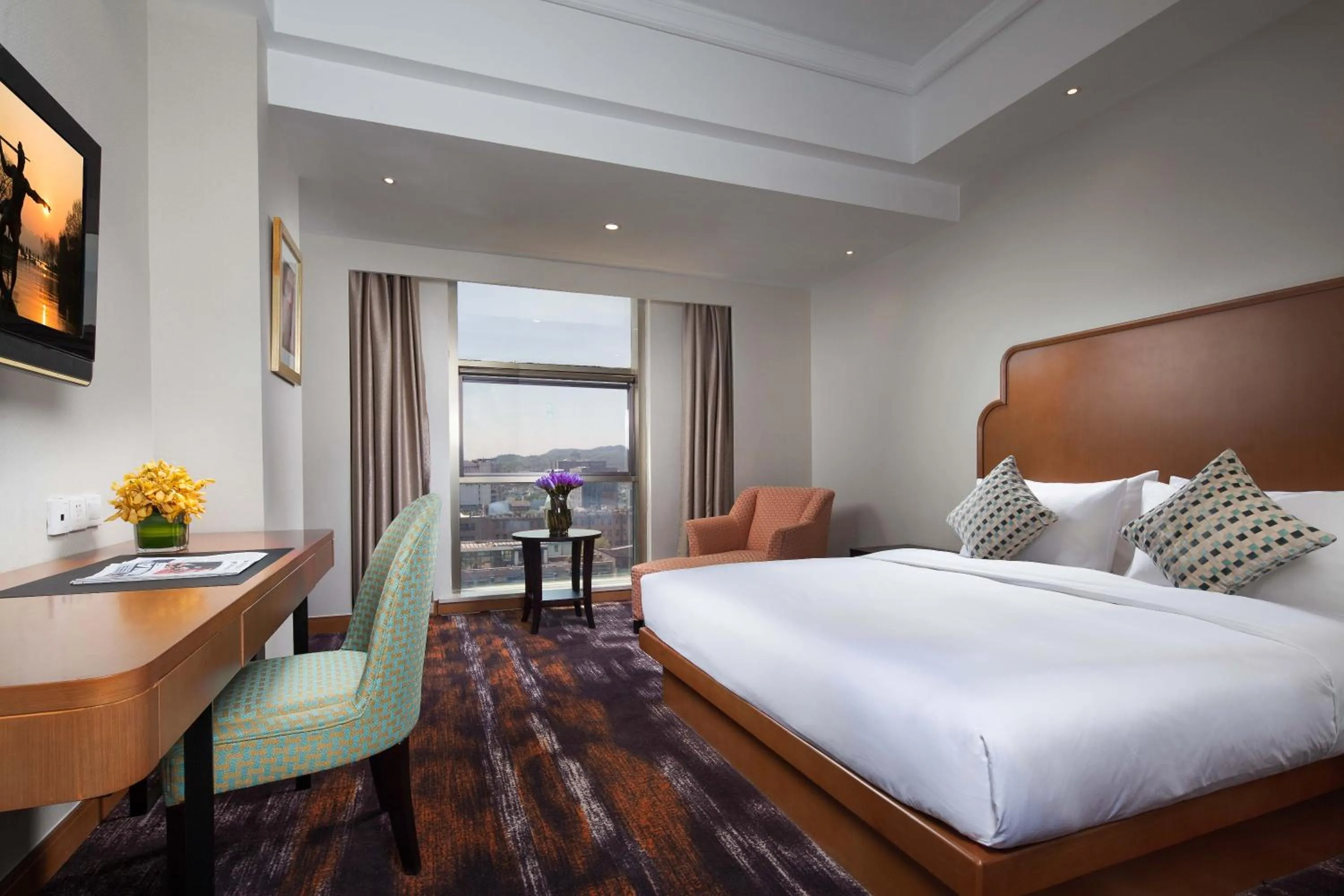 Bed in Huachen International Hotel