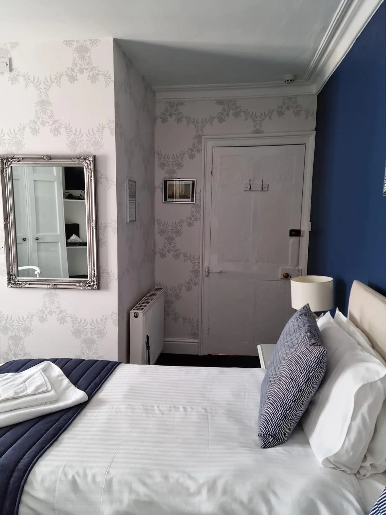 Bed in St Vincent Guest House