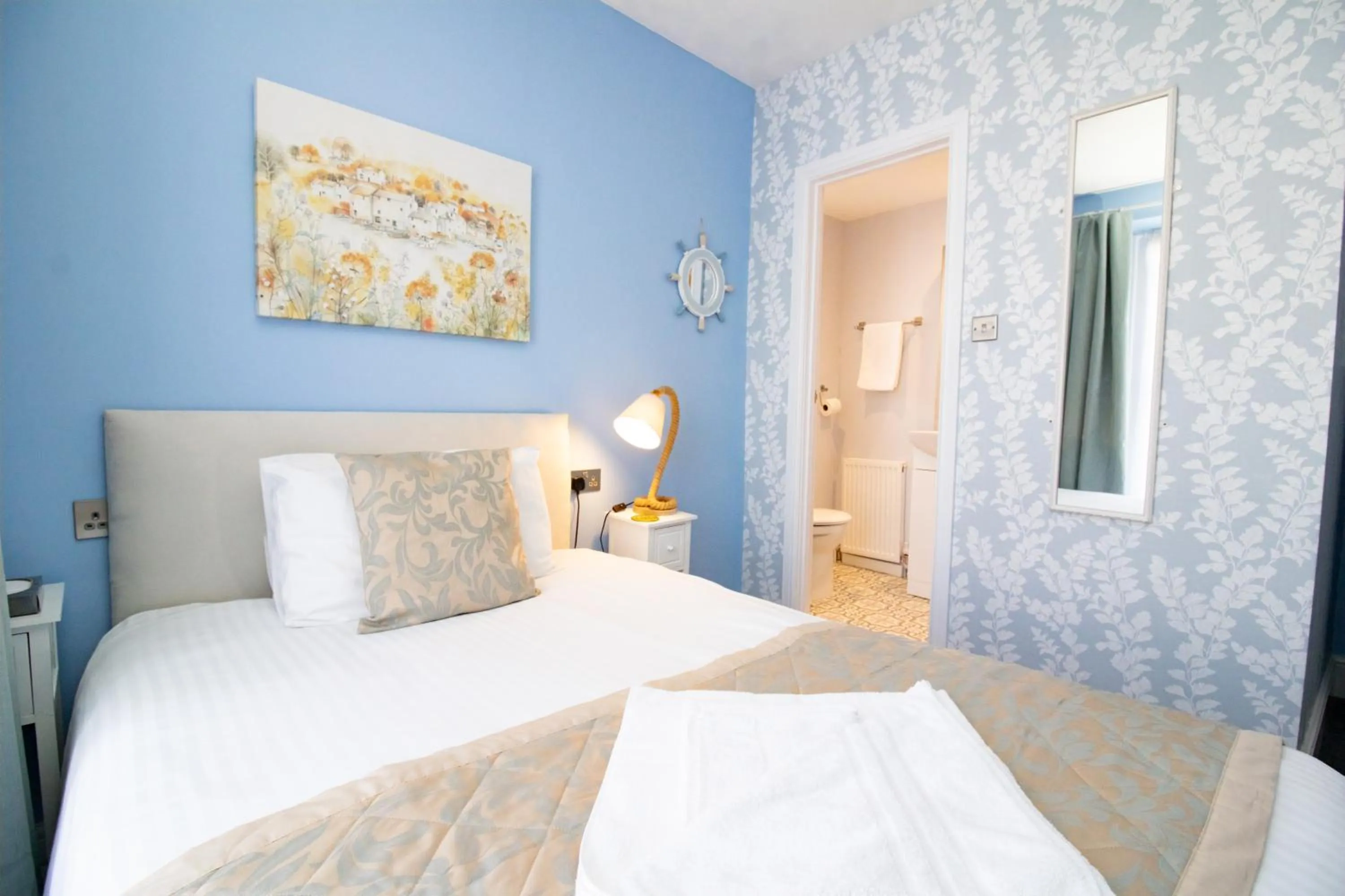 Toilet, Bed in St Vincent Guest House