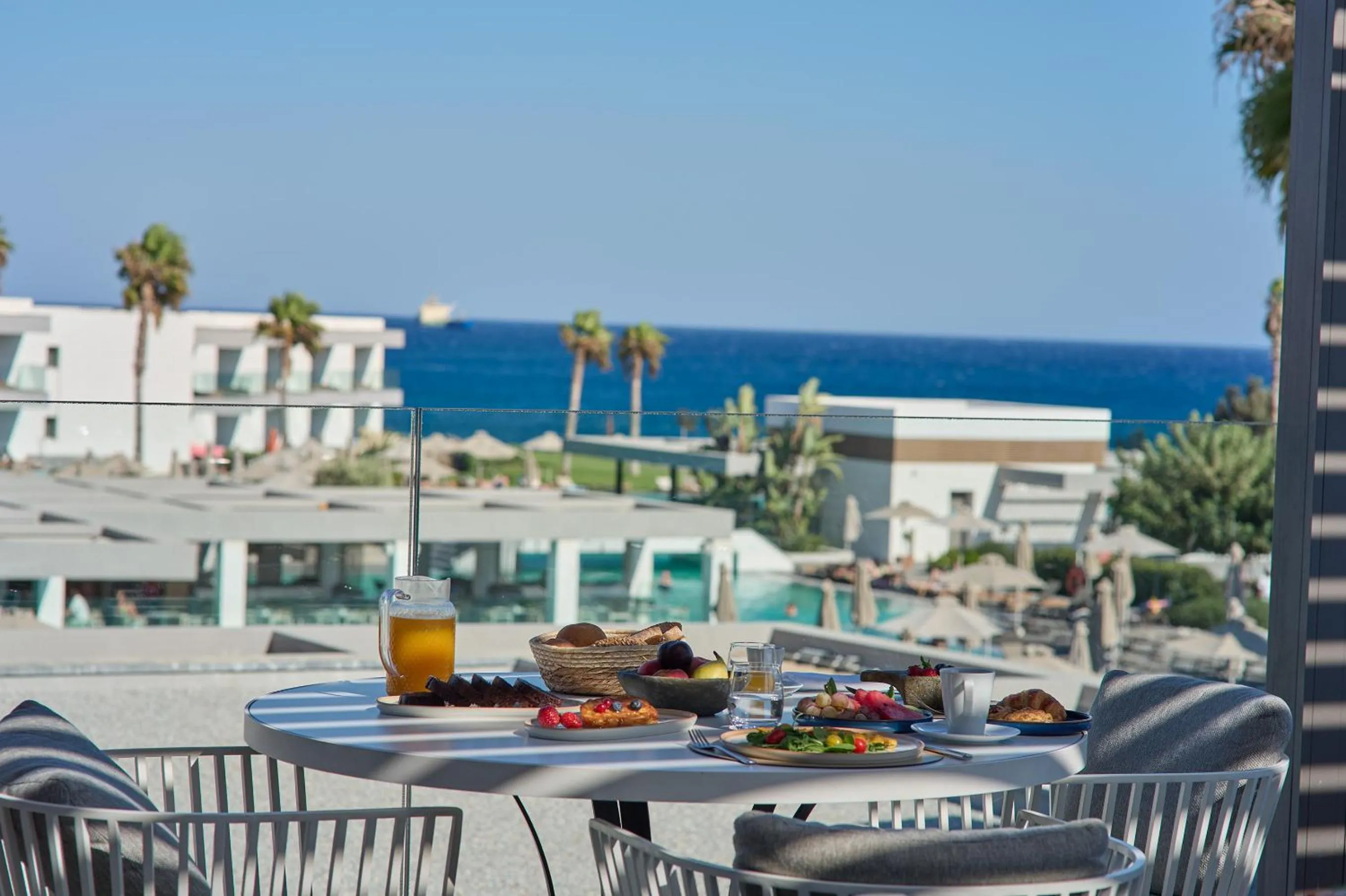 Food and drinks in Atlantica Dreams Resort