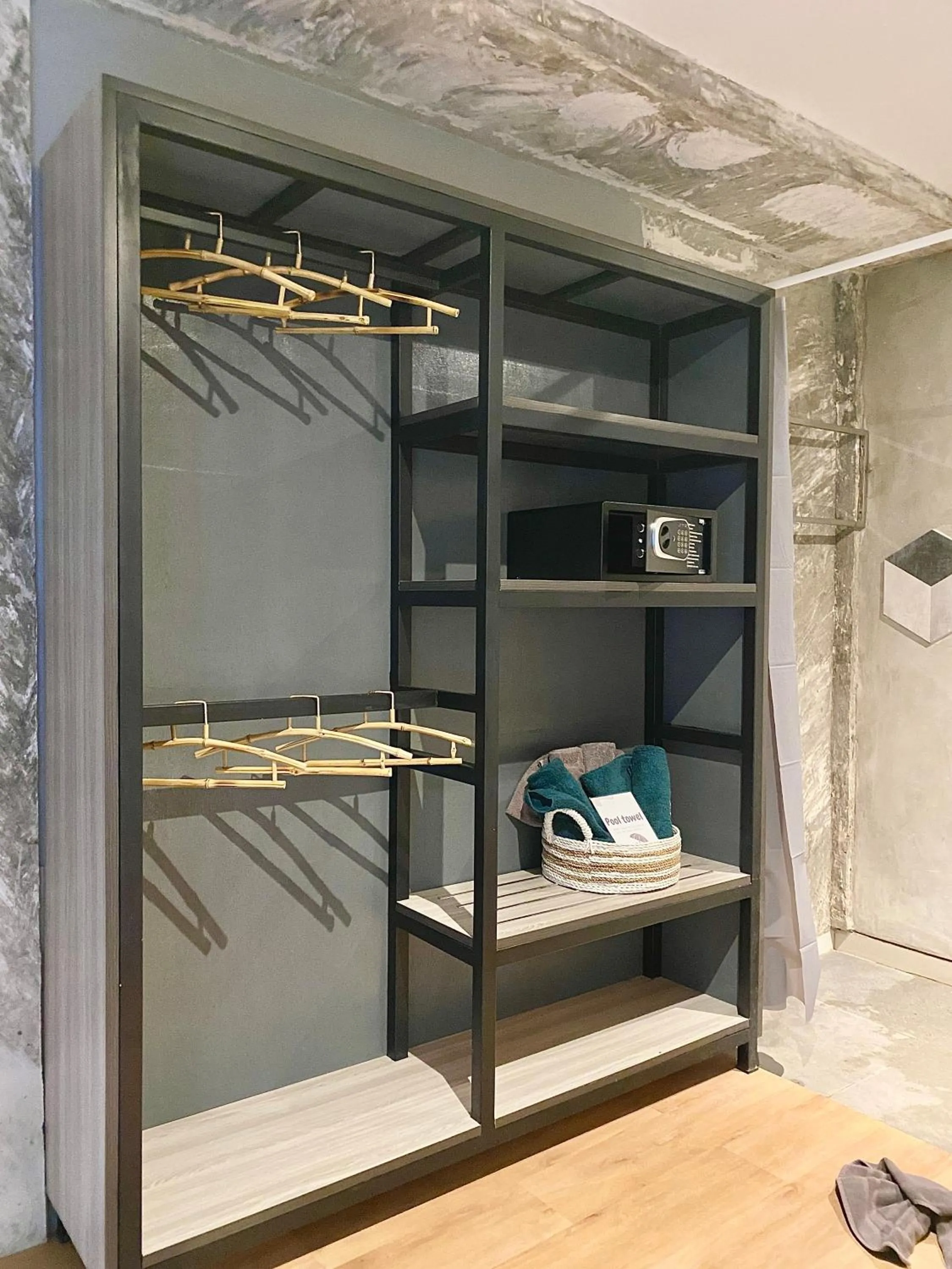 Toilet in The Jungle Hostel Canggu